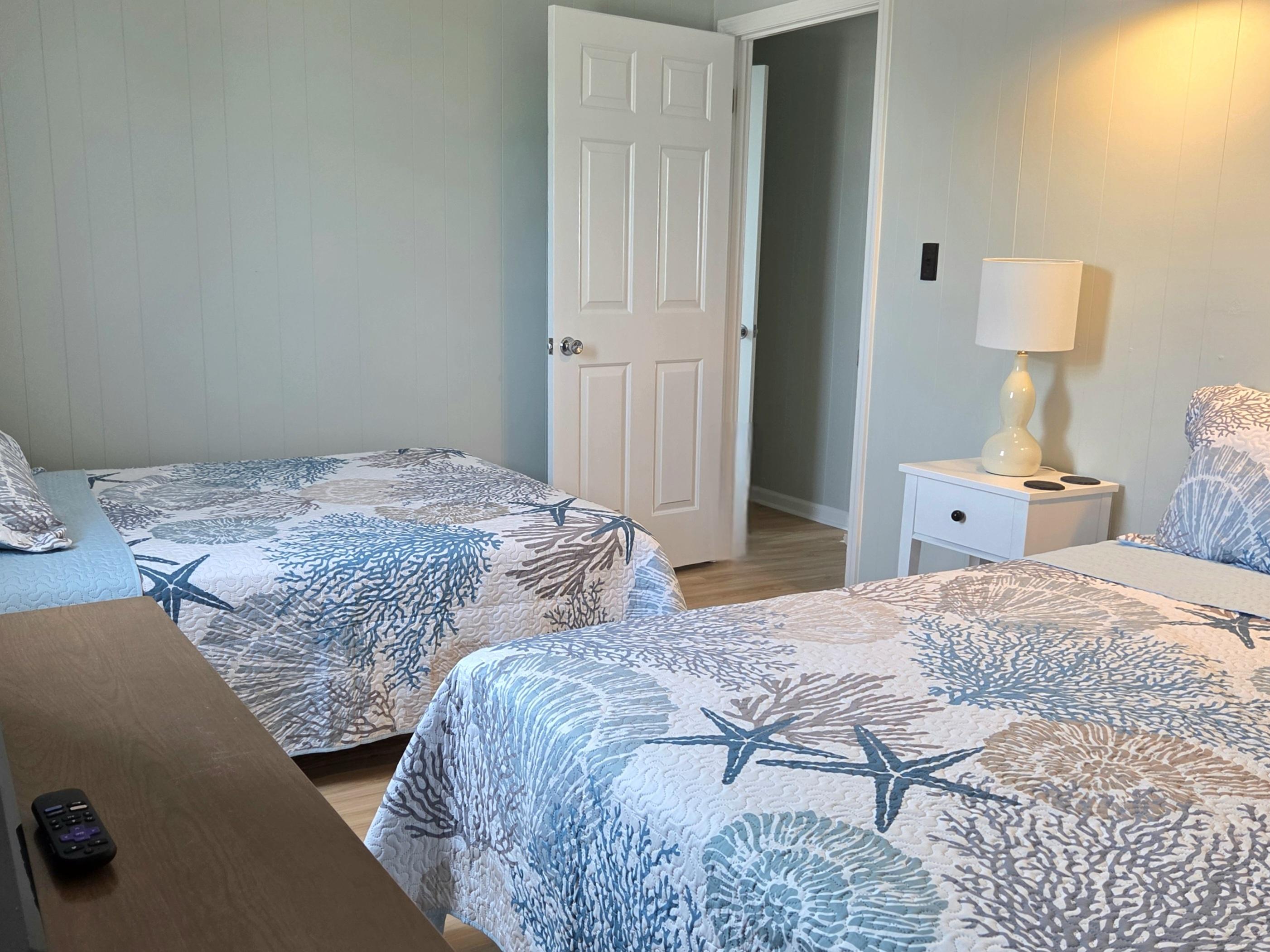 Emerald Isle, North Carolina, 28594, United States, 6 Bedrooms Bedrooms, ,4 BathroomsBathrooms,Residential,For Sale,1983472