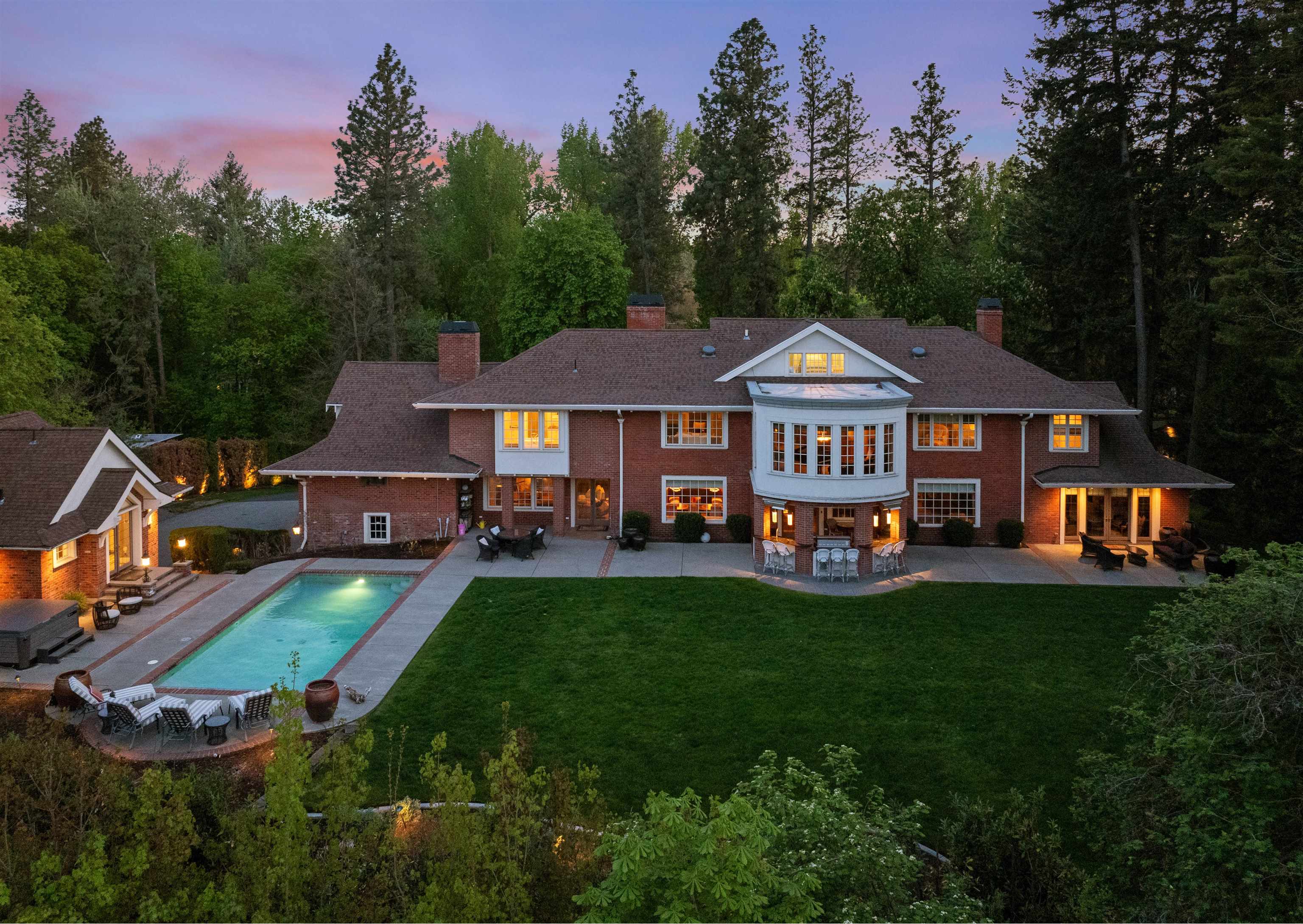 Spokane, Washington, 99203, United States, 4 Bedrooms Bedrooms, ,6 BathroomsBathrooms,Residential,For Sale,1793994