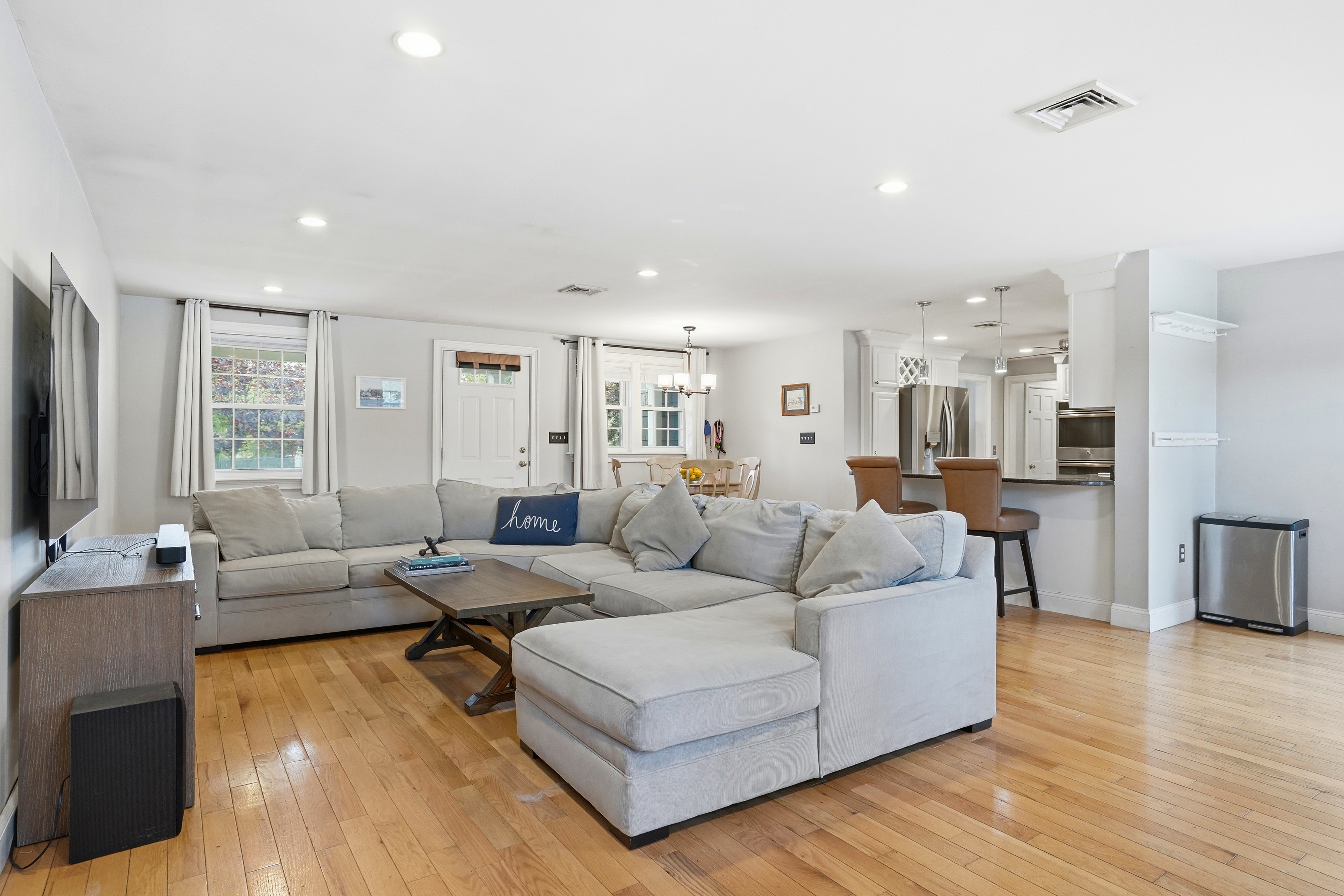  21 Kent Rd, Weymouth, MA, 02190 - 物件實景
