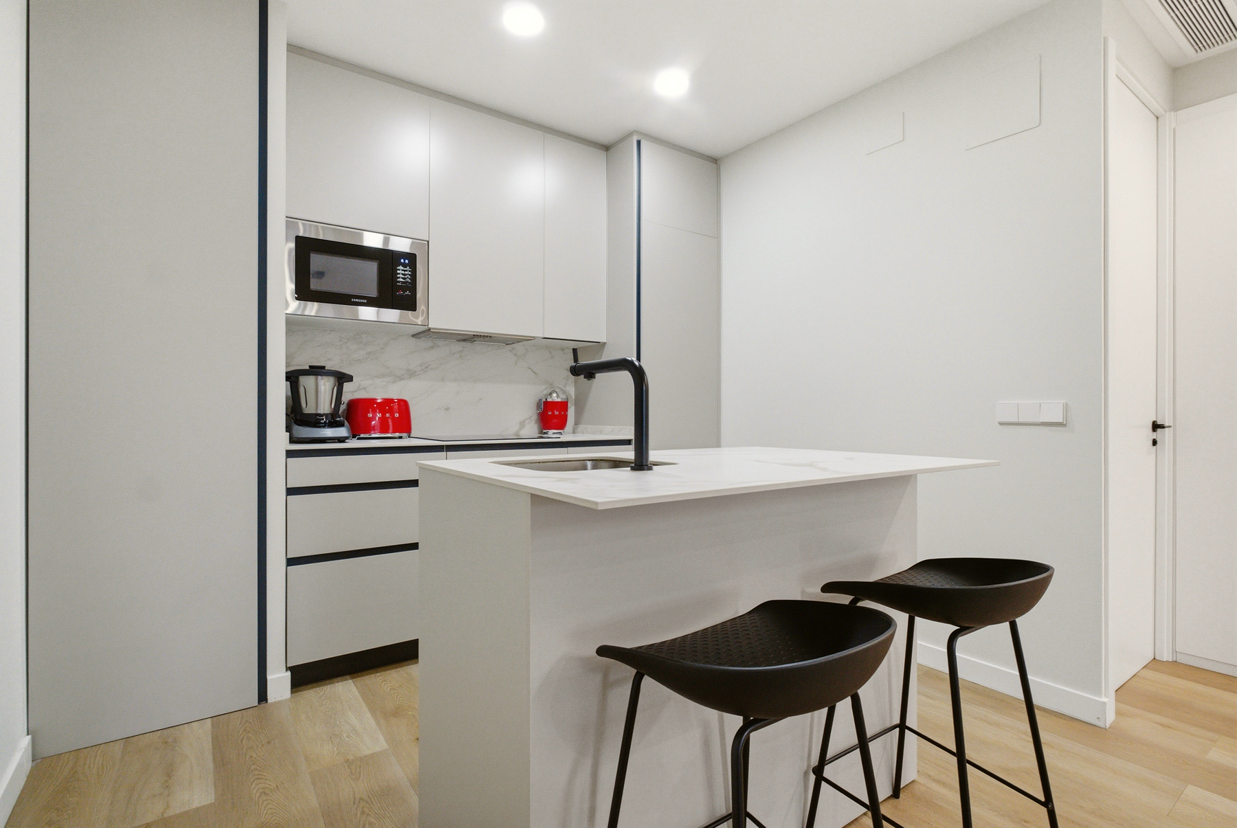  Modern flat with 2 bedrooms and Contemporary Design in City Center - 物件實景