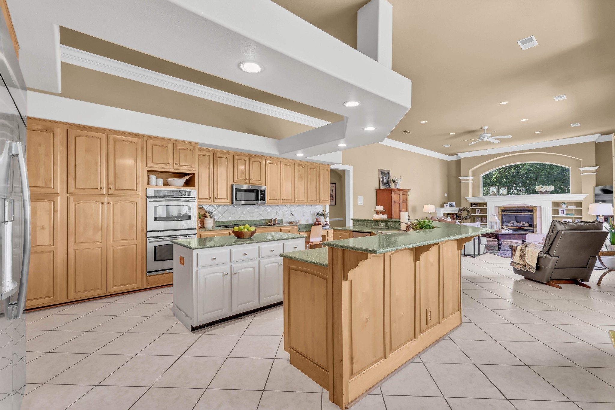 Clarksville, Tennessee, 37043, United States, 4 Bedrooms Bedrooms, ,4 BathroomsBathrooms,Residential,For Sale,1980790