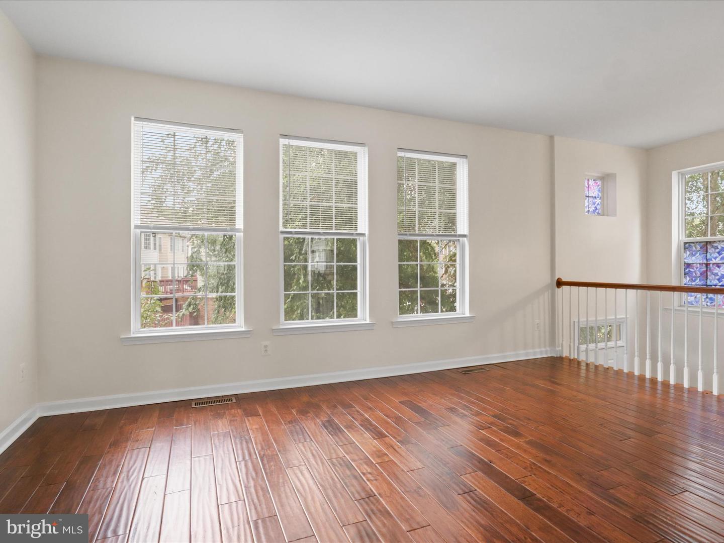 Alexandria, Virginia, 22306, United States, 3 Bedrooms Bedrooms, ,4 BathroomsBathrooms,Residential,For Sale,1989566