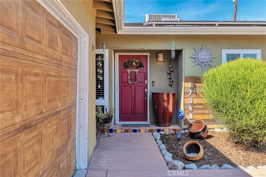 Van Nuys, California, 91406, United States, 4 Bedrooms Bedrooms, ,1 BathroomBathrooms,Residential,For Sale,1982860