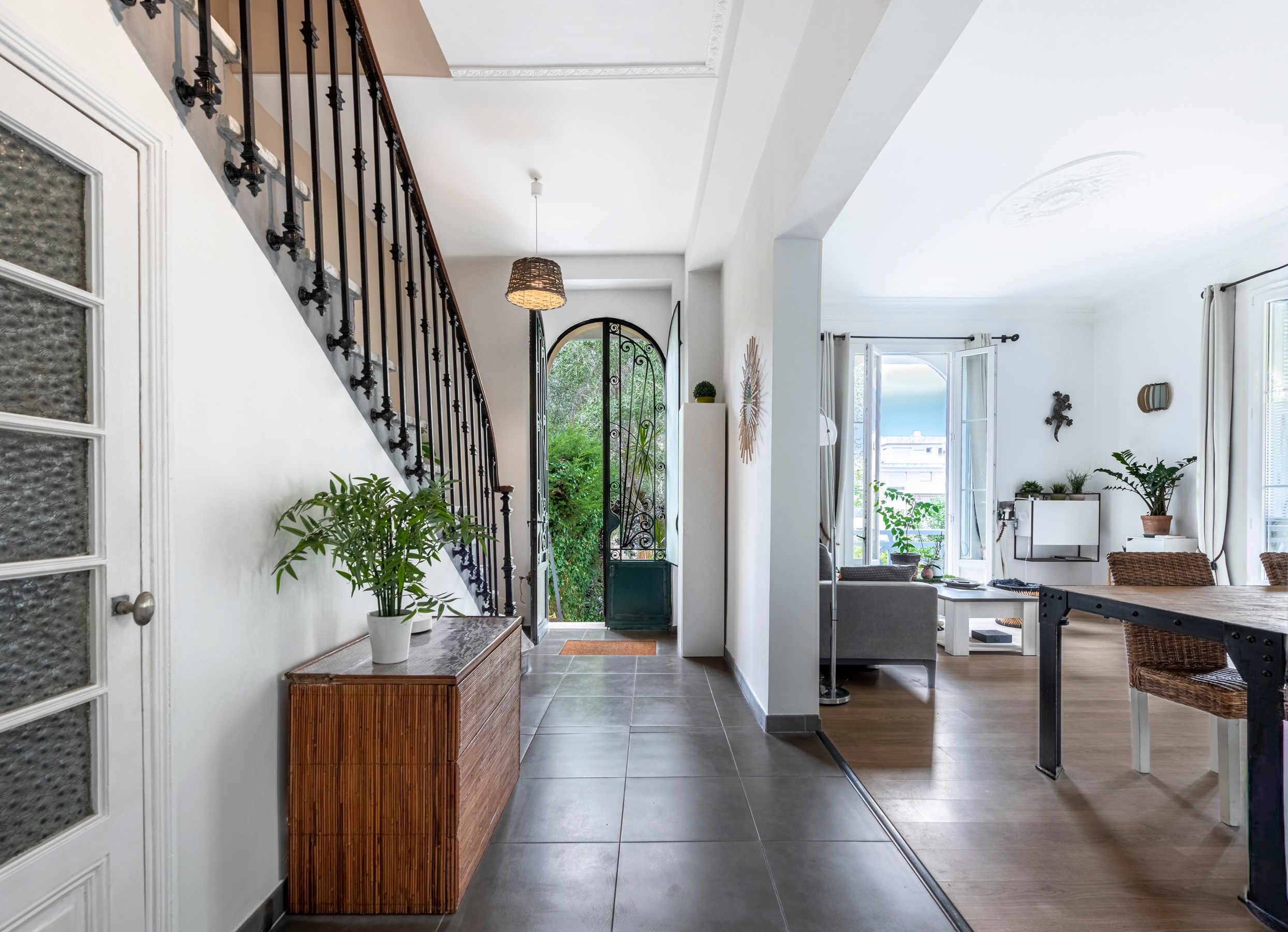  Nice, Poètes district, rare, house with garden, garage, and strong rental poten… - 物件實景