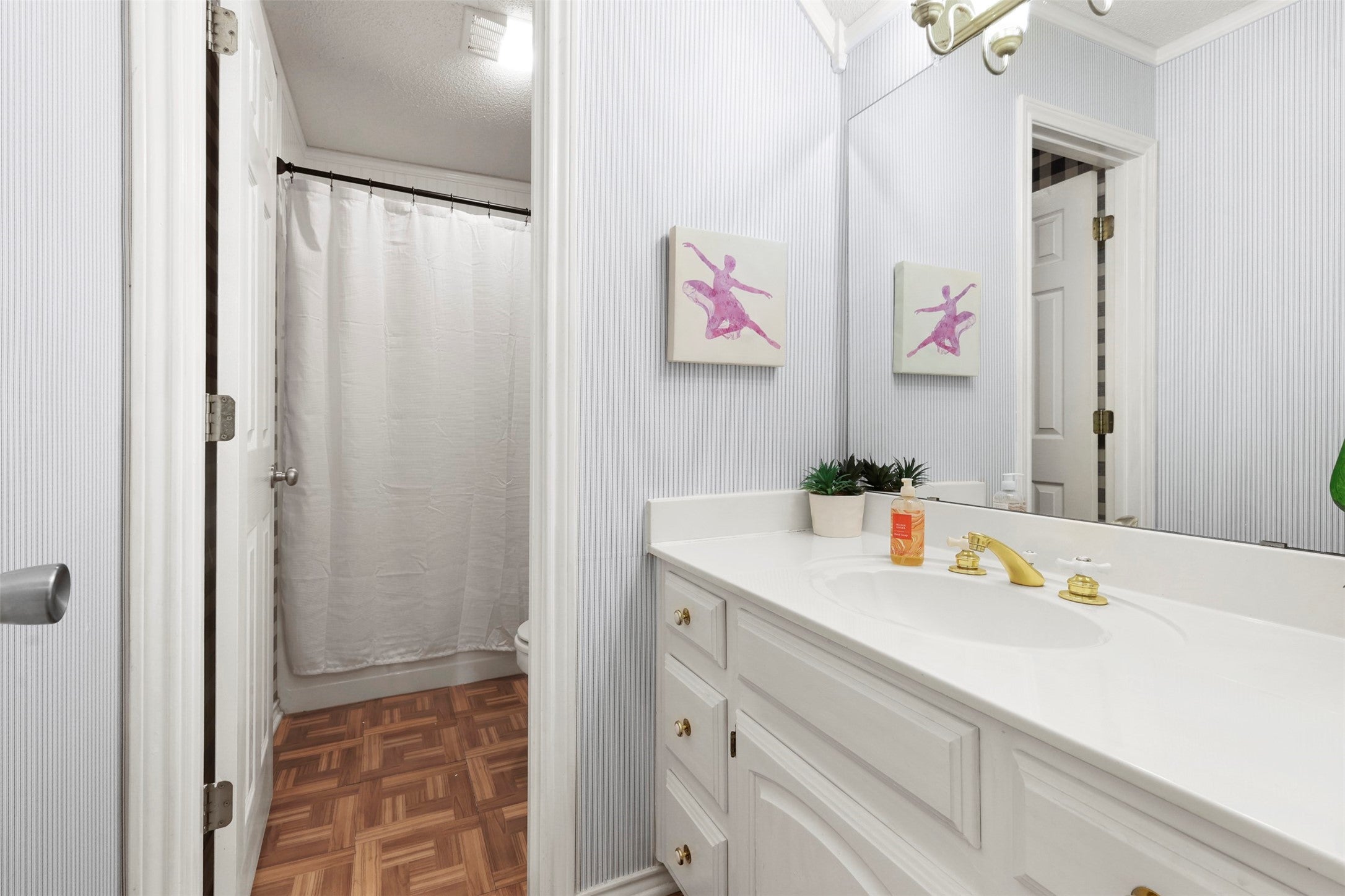 Sulphur Springs, Texas, 75482, United States, 3 Bedrooms Bedrooms, ,3 BathroomsBathrooms,Residential,For Sale,1907835