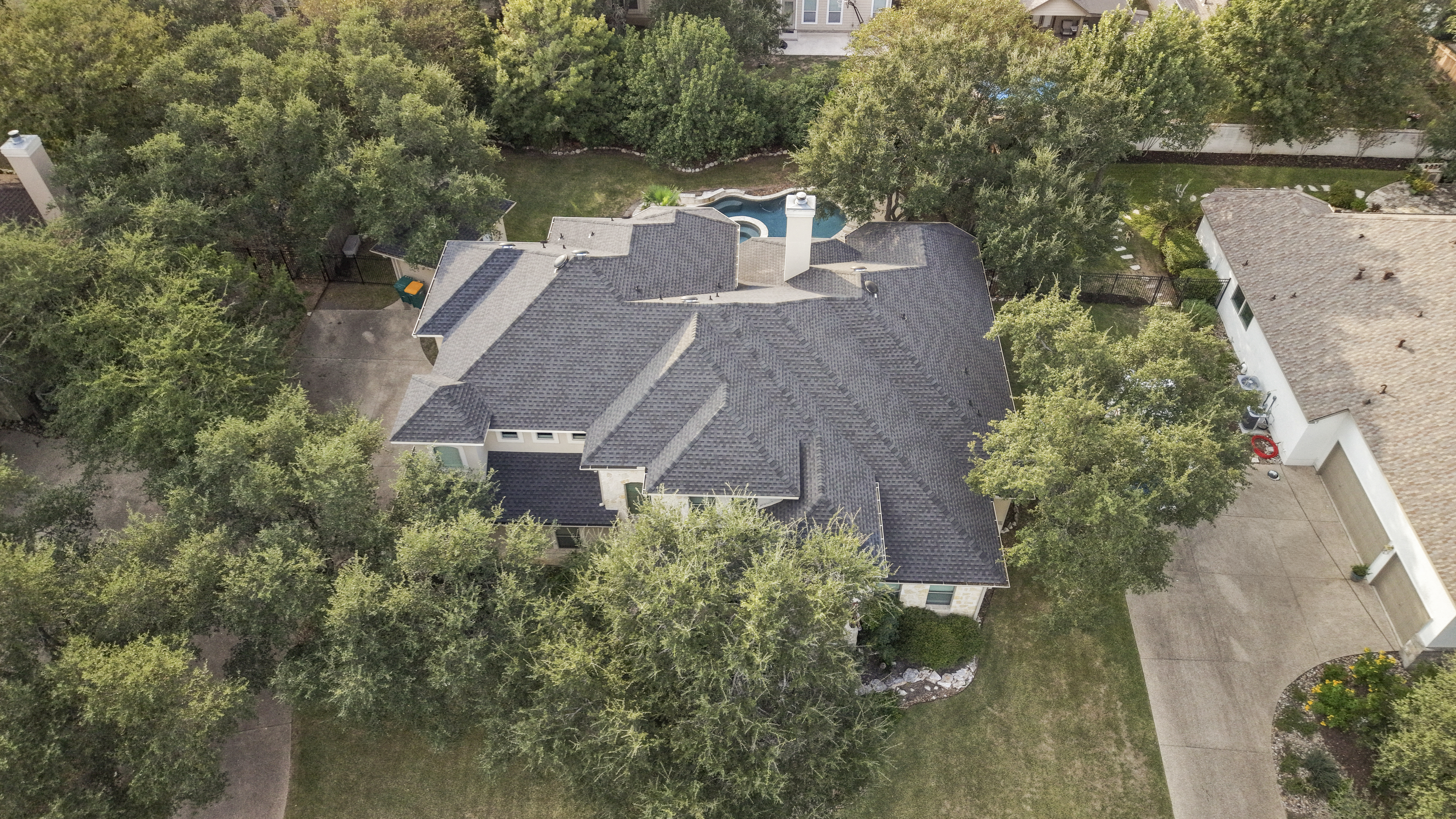  Private 5 Bedroom Oasis with Pool  Heights of Stone Oak - 物件實景