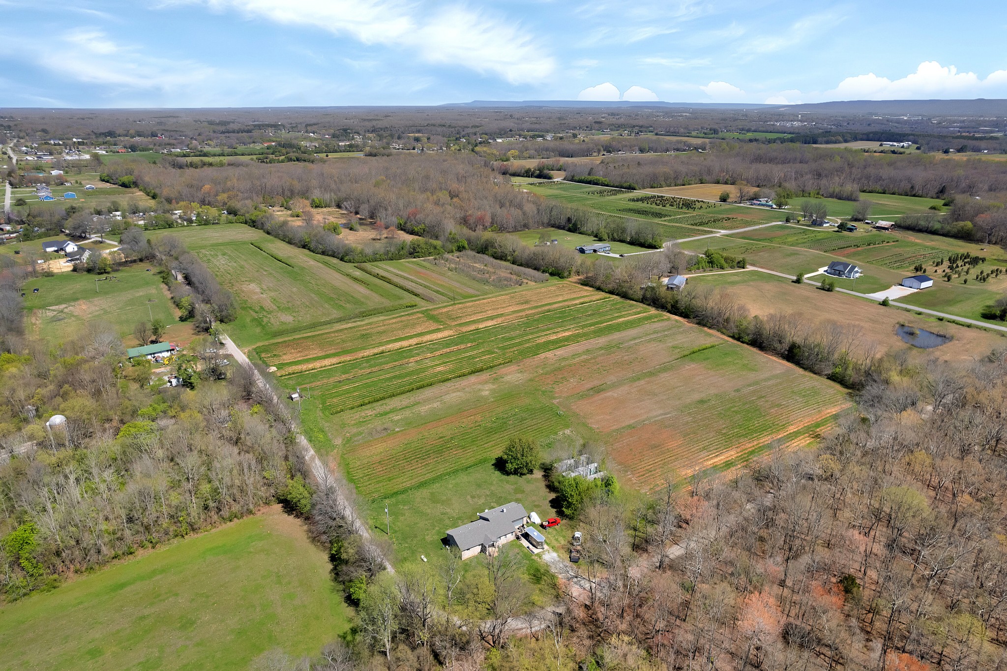 Winchester, Tennessee, 37398, United States, ,Residential,For Sale,1899351