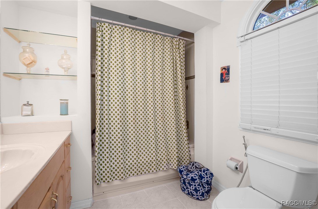 Inverness, Florida, 34450, United States, 4 Bedrooms Bedrooms, ,7 BathroomsBathrooms,Residential,For Sale,2005409