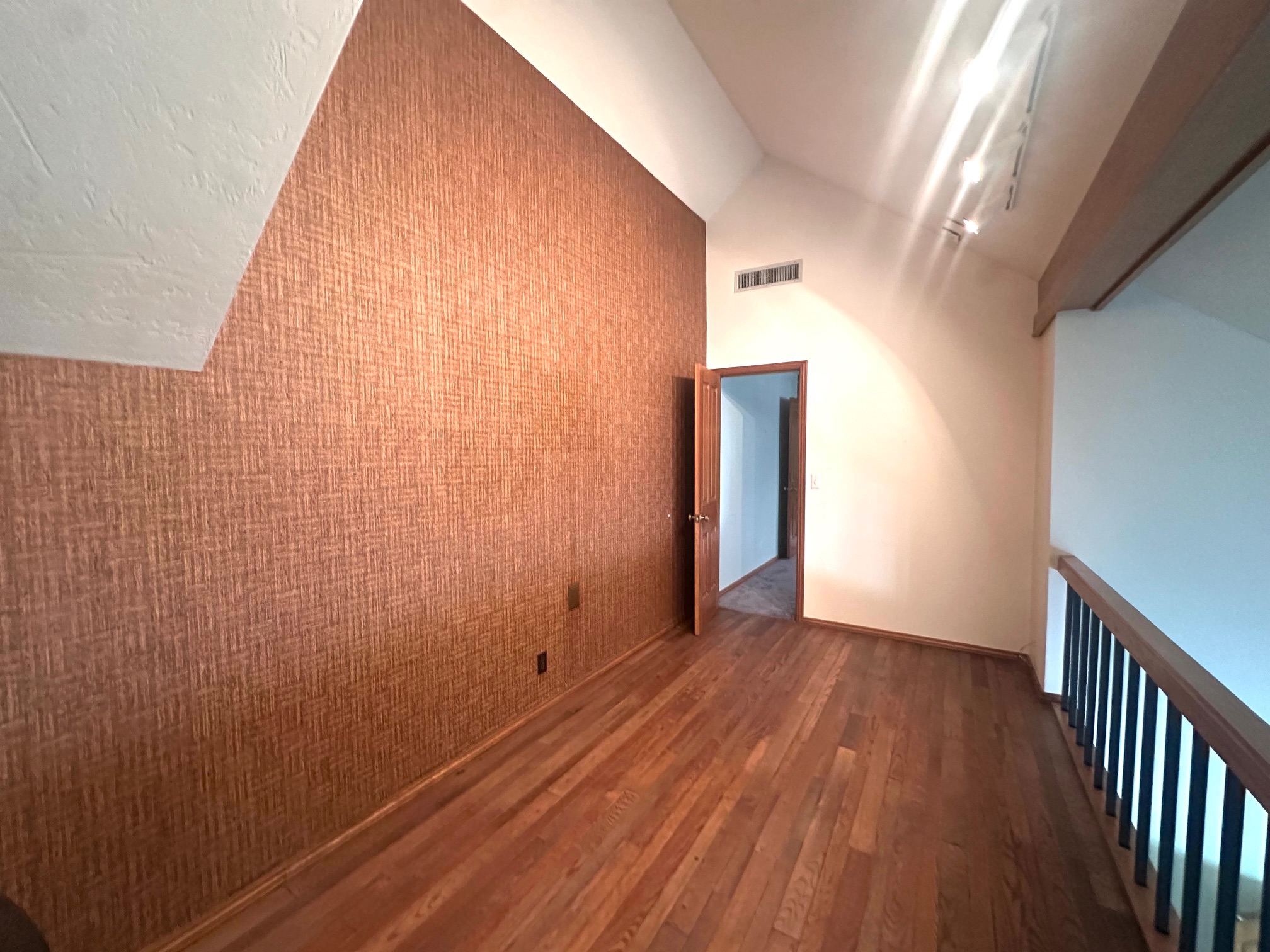 Enid, Oklahoma, 73703, United States, 5 Bedrooms Bedrooms, ,5 BathroomsBathrooms,Residential,For Sale,1981686