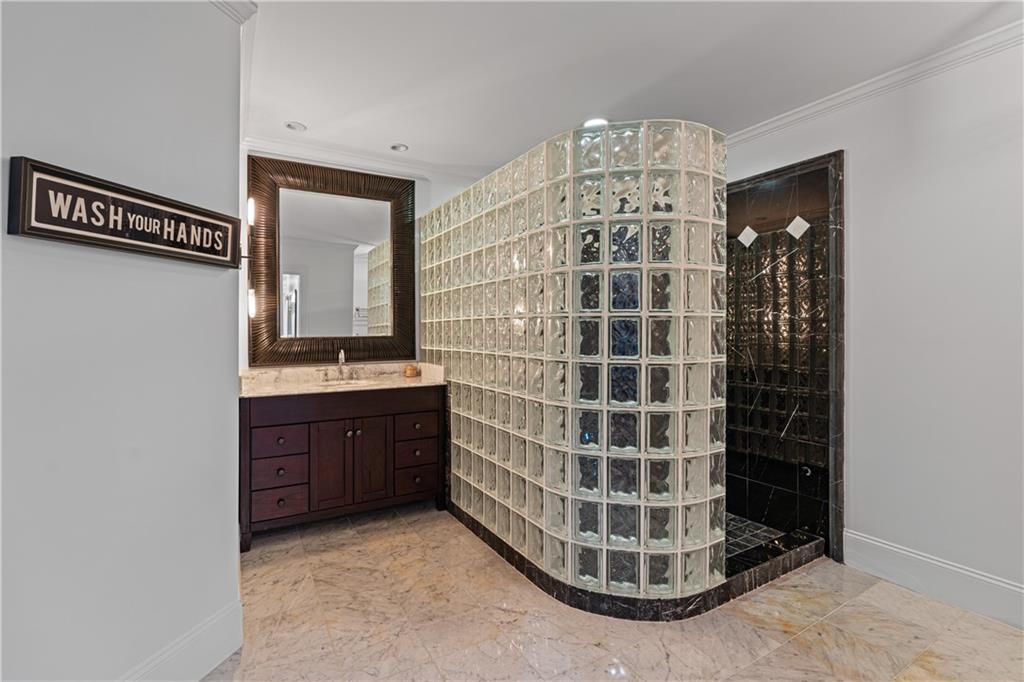 Suwanee, Georgia, 30024, United States, 5 Bedrooms Bedrooms, ,6 BathroomsBathrooms,Residential,For Sale,1822969