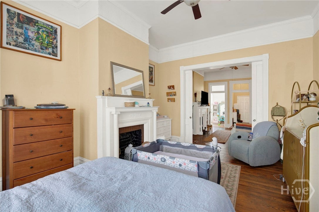 Savannah, Georgia, 31401, United States, 2 Bedrooms Bedrooms, ,3 BathroomsBathrooms,Residential,For Sale,2031134