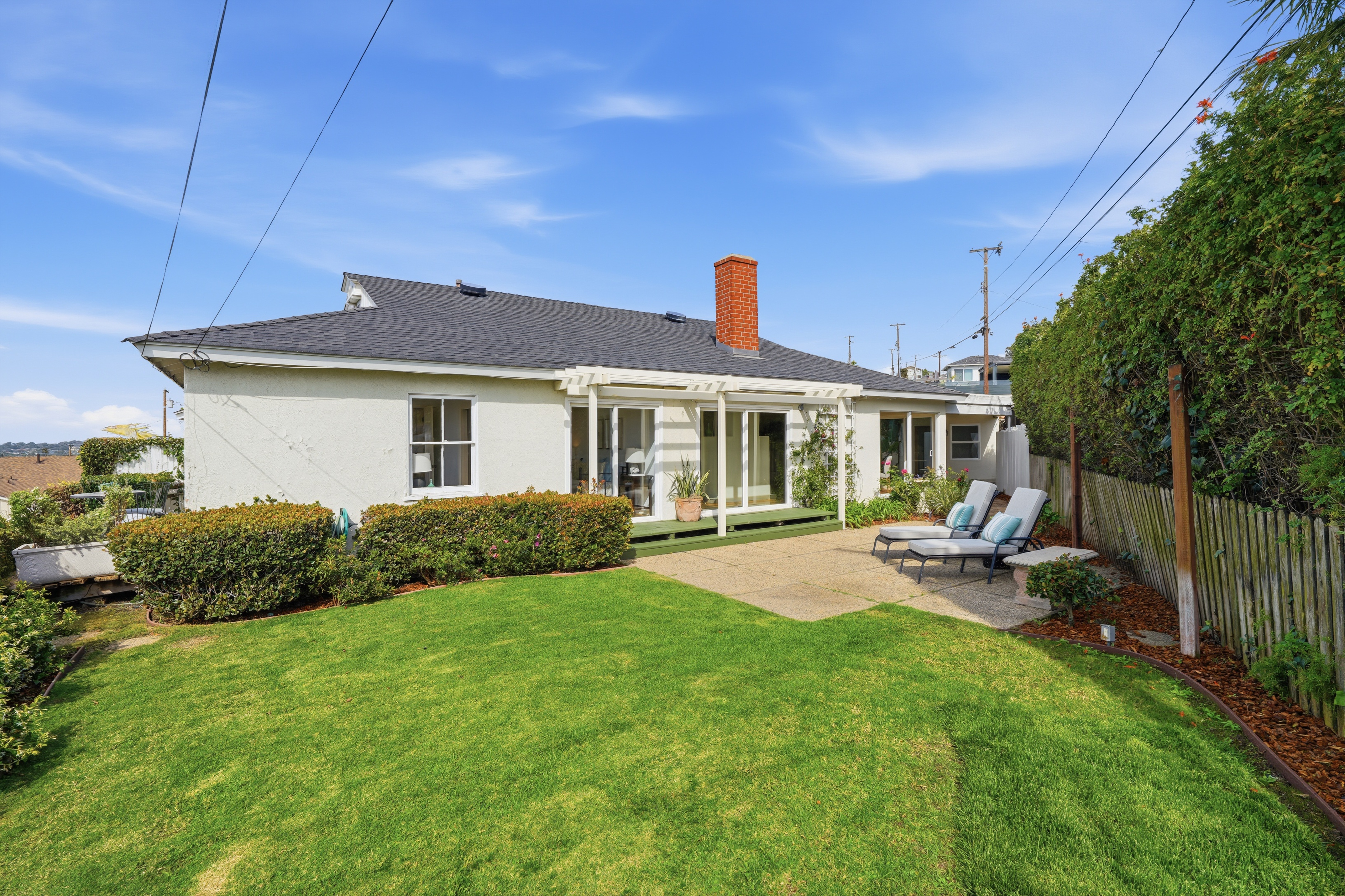  420 Vía Malaga, Redondo Beach, CA 90277 - 物件實景