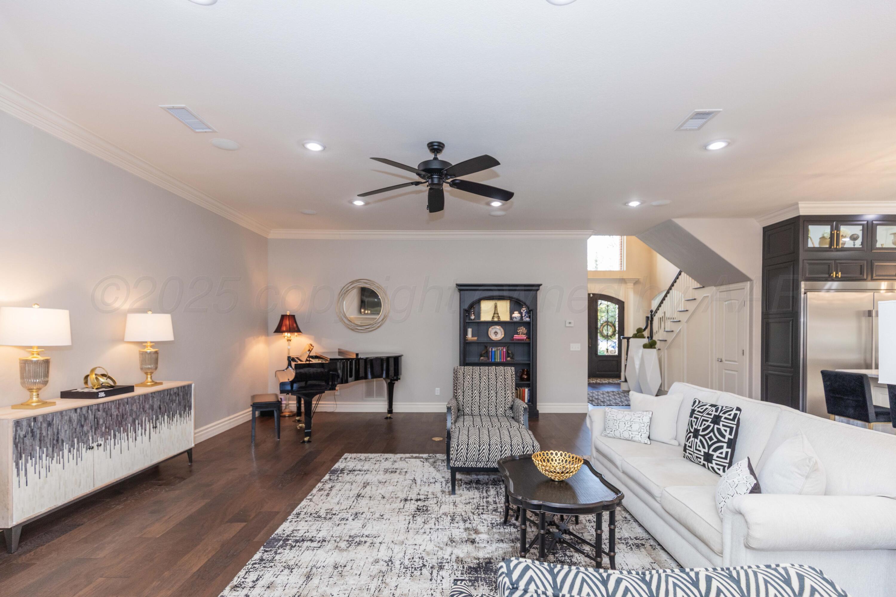 Amarillo, Texas, 79119, United States, 4 Bedrooms Bedrooms, ,5 BathroomsBathrooms,Residential,For Sale,1988347