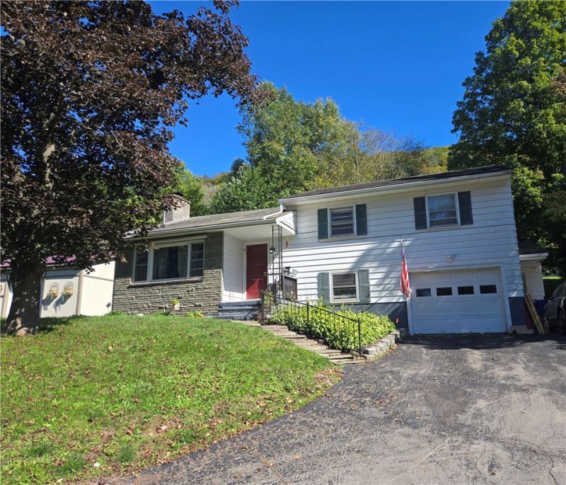Park Pl, Delhi, NY 13753