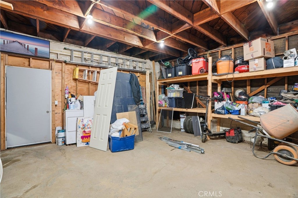 Los Angeles, California, 90063, United States, 2 Bedrooms Bedrooms, ,1 BathroomBathrooms,Residential,For Sale,1990797