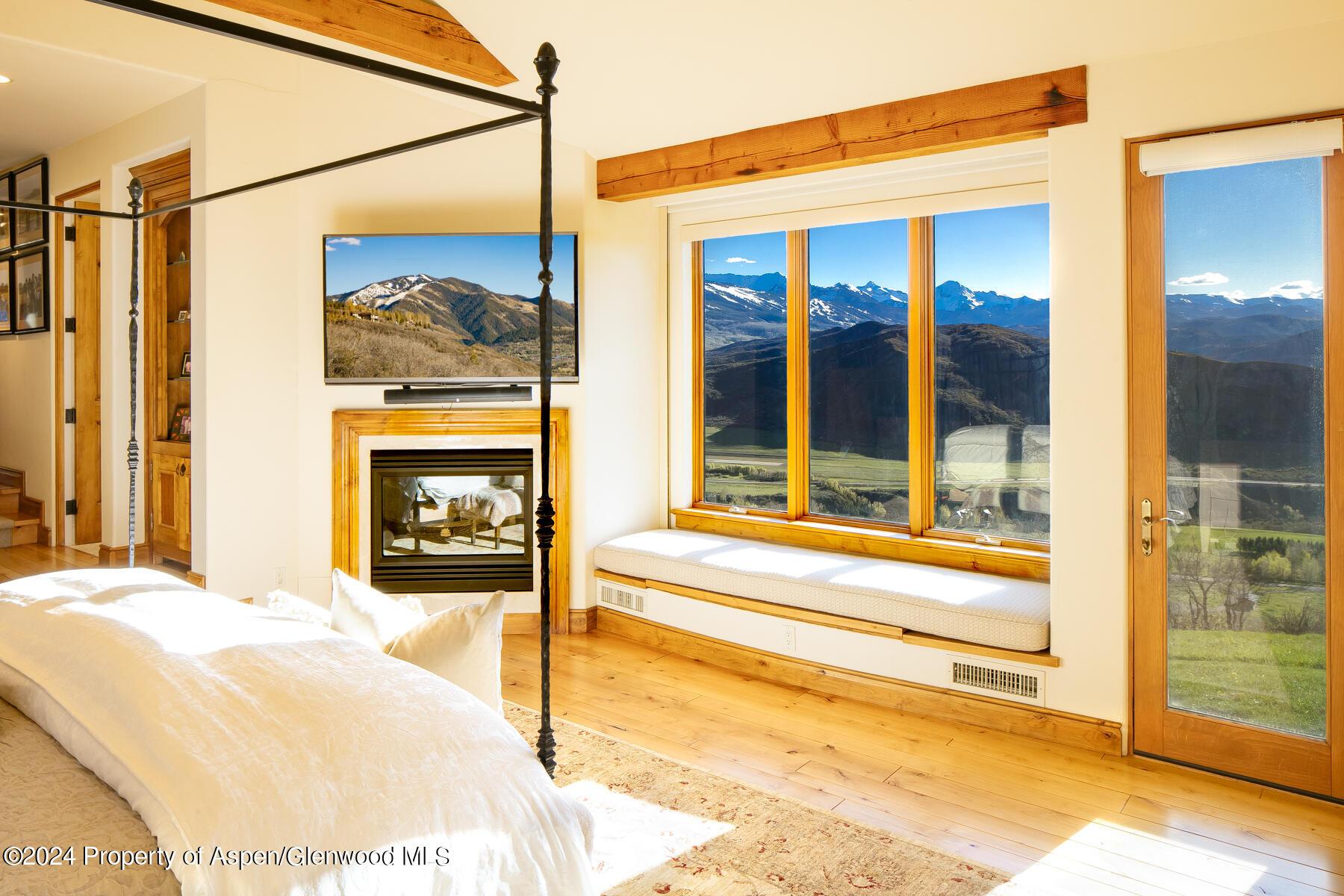 Aspen, Colorado, 81611, United States, 5 Bedrooms Bedrooms, ,6 BathroomsBathrooms,Residential,For Sale,1807342