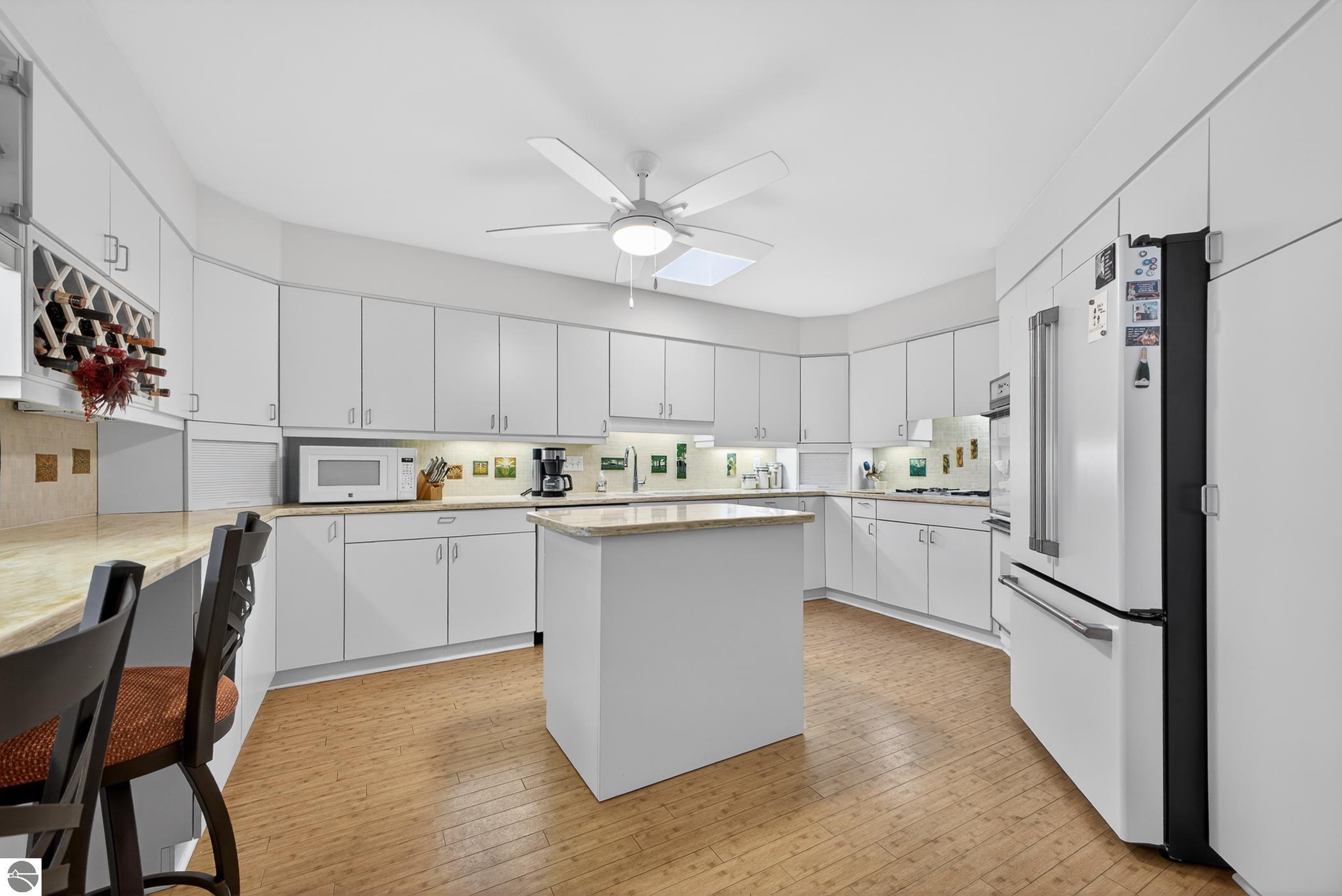 Elk Rapids, Michigan, 49629, United States, 2 Bedrooms Bedrooms, ,3 BathroomsBathrooms,Residential,For Sale,2037938