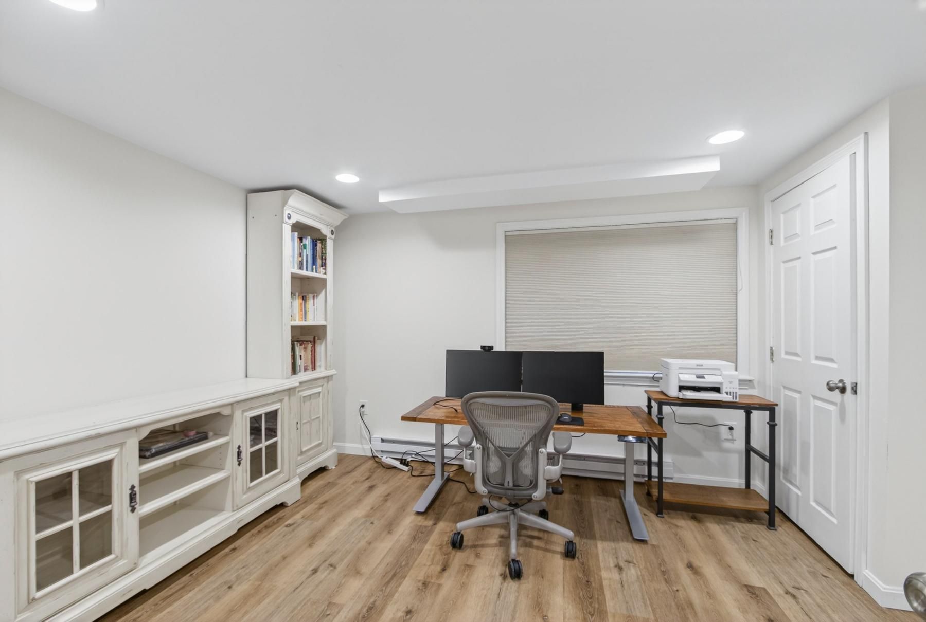  4 Deer Grass Ln, Acton, MA, 01720 - 物件實景