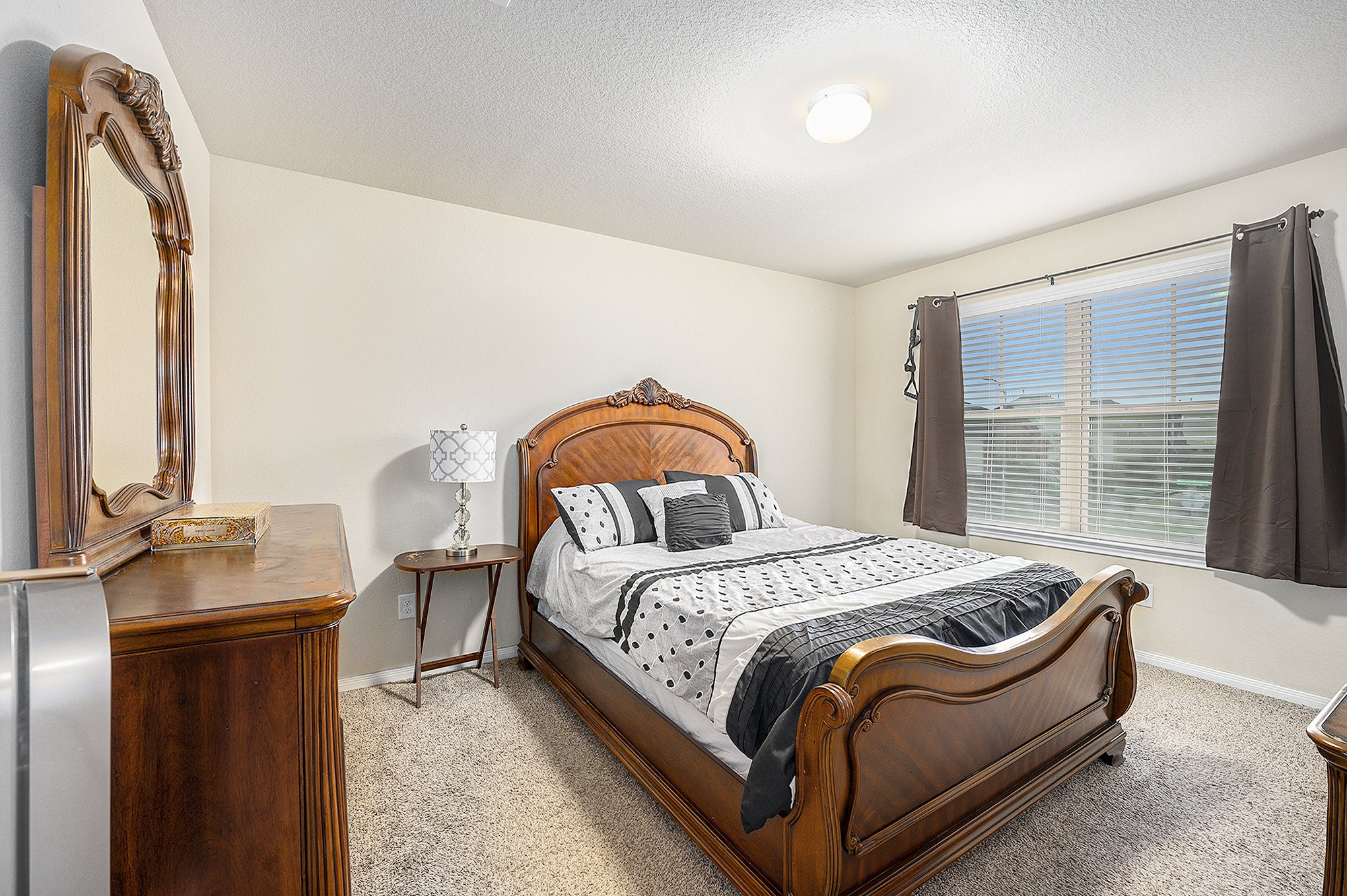 Richmond, Texas, 77407, United States, 5 Bedrooms Bedrooms, ,4 BathroomsBathrooms,Residential,For Sale,1836801