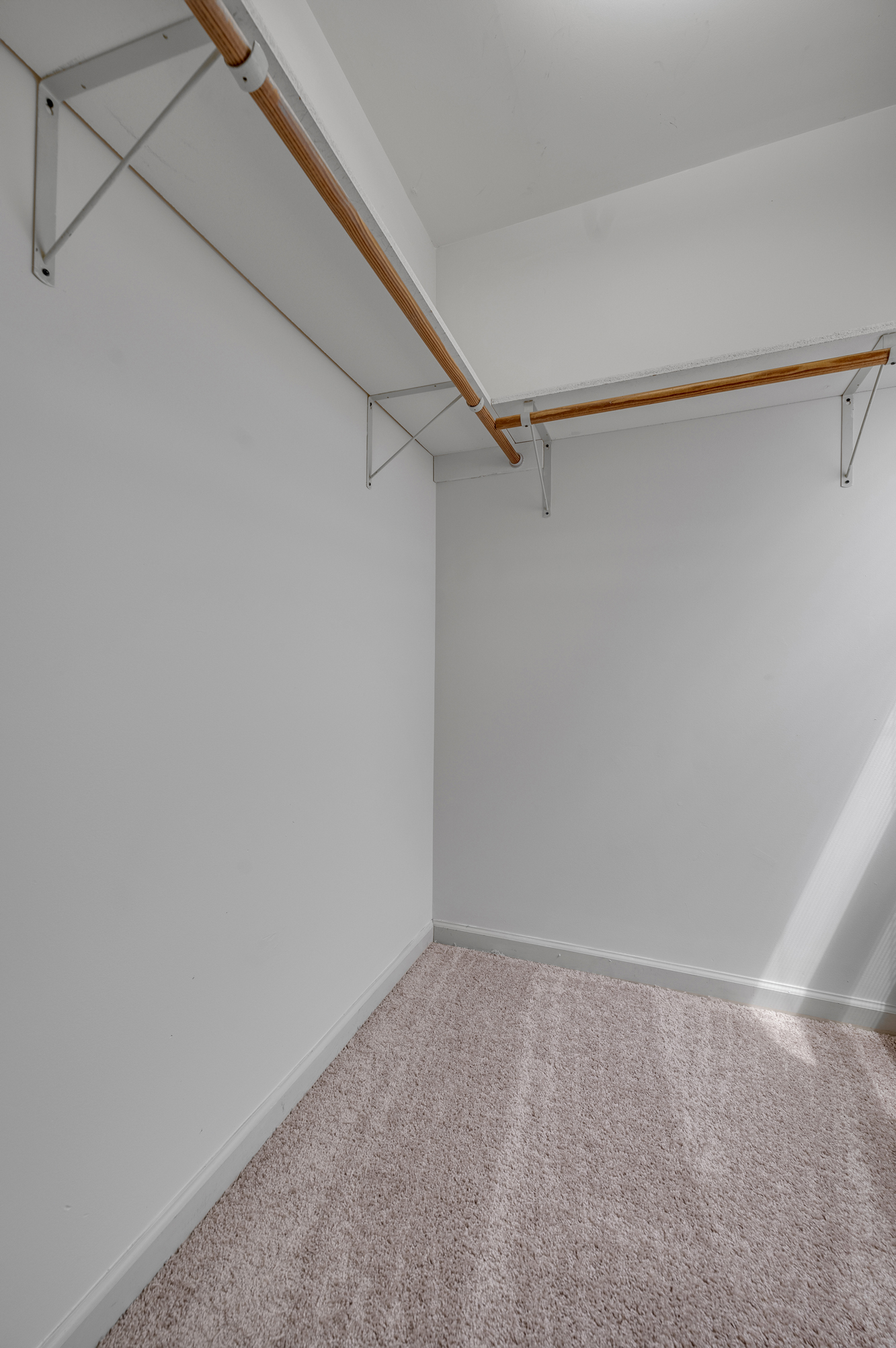  3809 Gillespies Glen - 物件實景