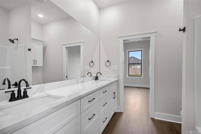 Maumelle, Arkansas, 72113, United States, 4 Bedrooms Bedrooms, ,3 BathroomsBathrooms,Residential,For Sale,1943120