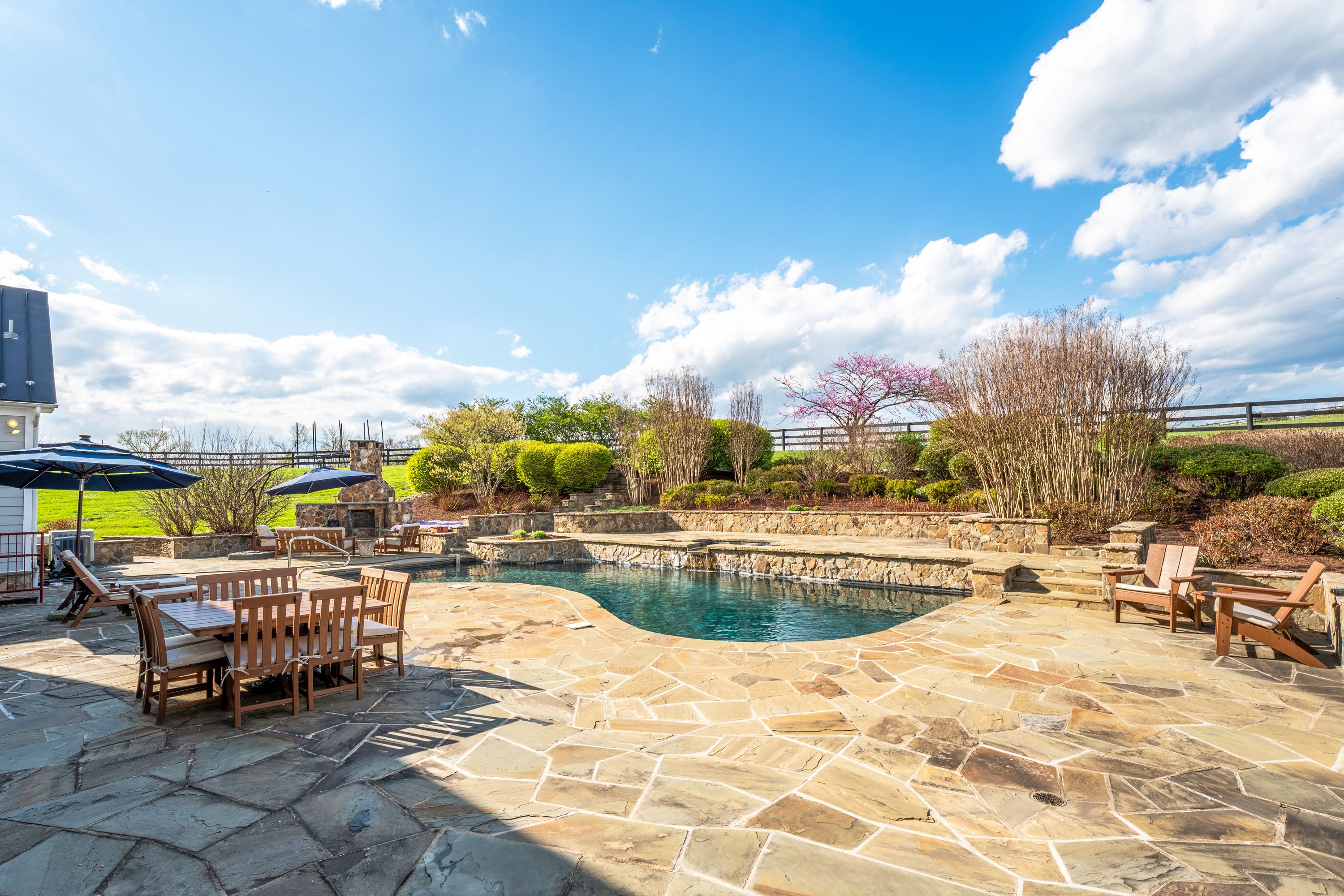  15718 Old Waterford Road, Paeonian Springs, VA, 20129 - 物件實景