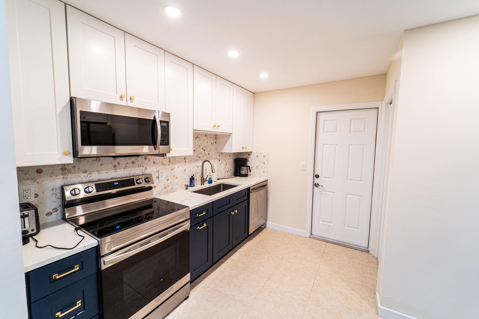 North Palm Beach, Florida, 33408, United States, ,Residential,For Sale,1983853