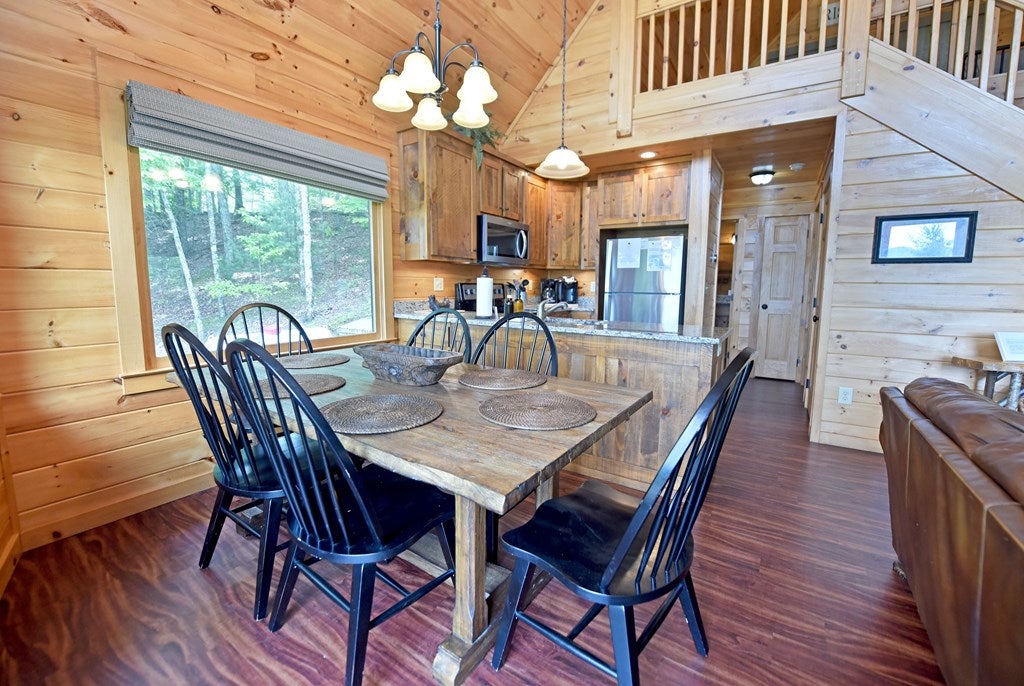 Blue Ridge, Georgia, 30513, United States, 3 Bedrooms Bedrooms, ,2 BathroomsBathrooms,Residential,For Sale,1859730