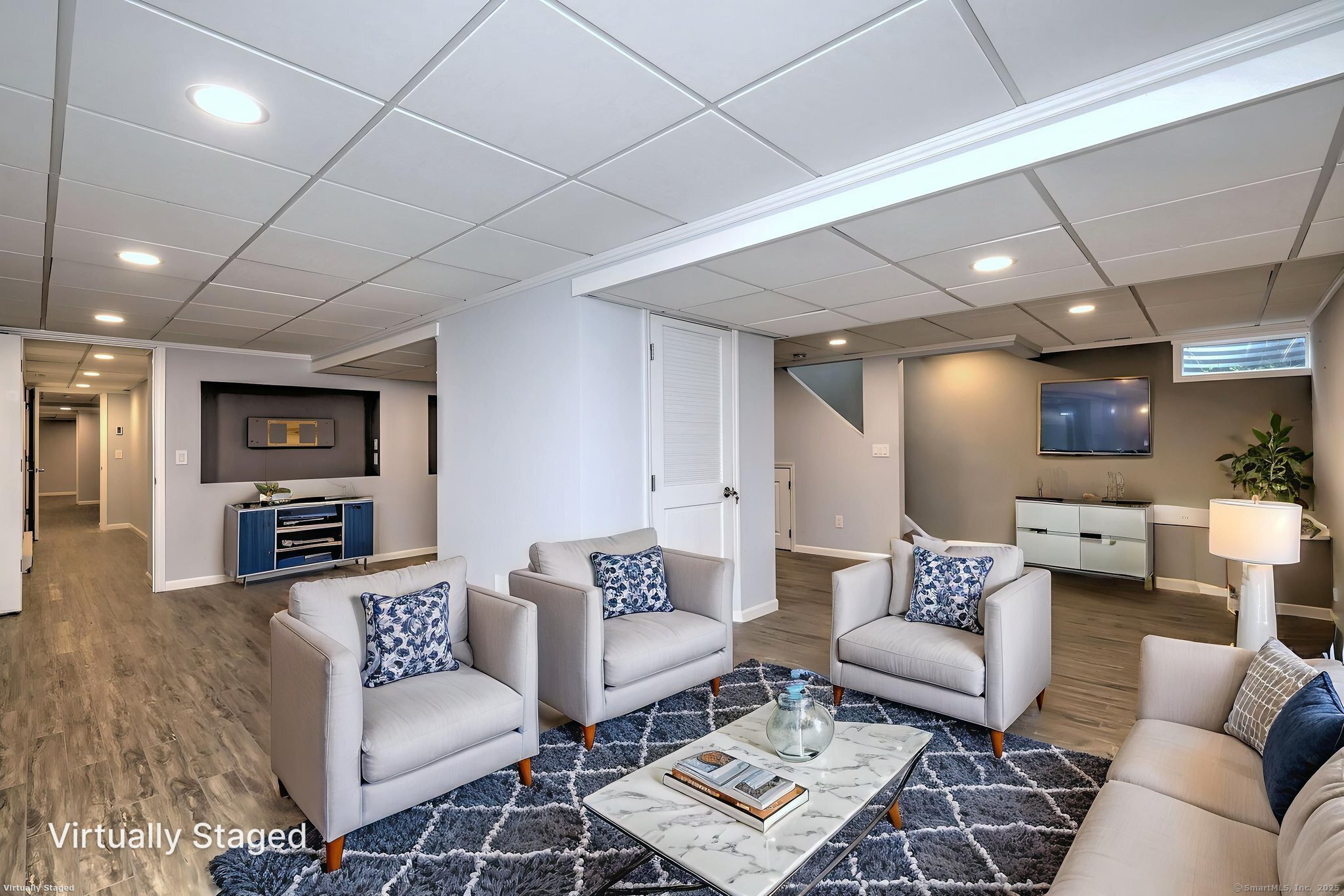 Hamden, Connecticut, 06517, United States, 4 Bedrooms Bedrooms, ,4 BathroomsBathrooms,Residential,For Sale,1942172