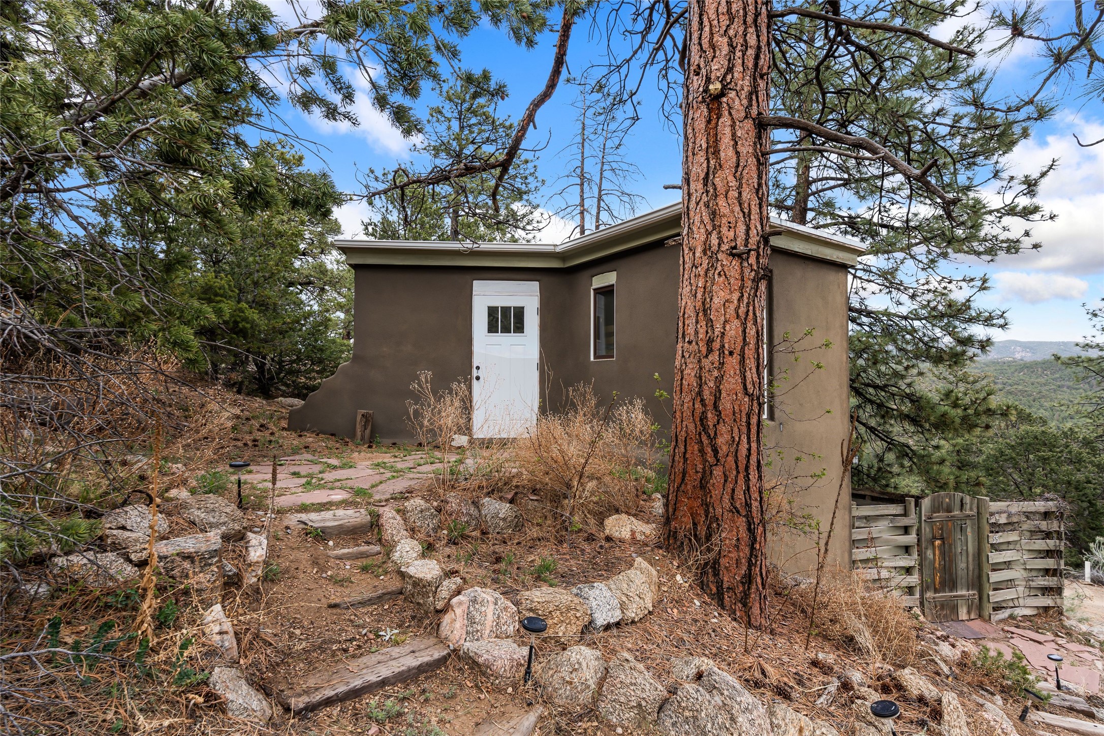  57 Mountain Top Rd - 物件實景