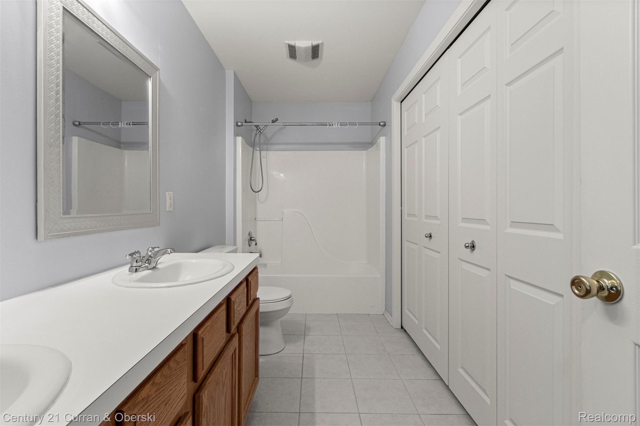 Canton Charter Township, Michigan, 48188, United States, 4 Bedrooms Bedrooms, ,3 BathroomsBathrooms,Residential,For Sale,2009300