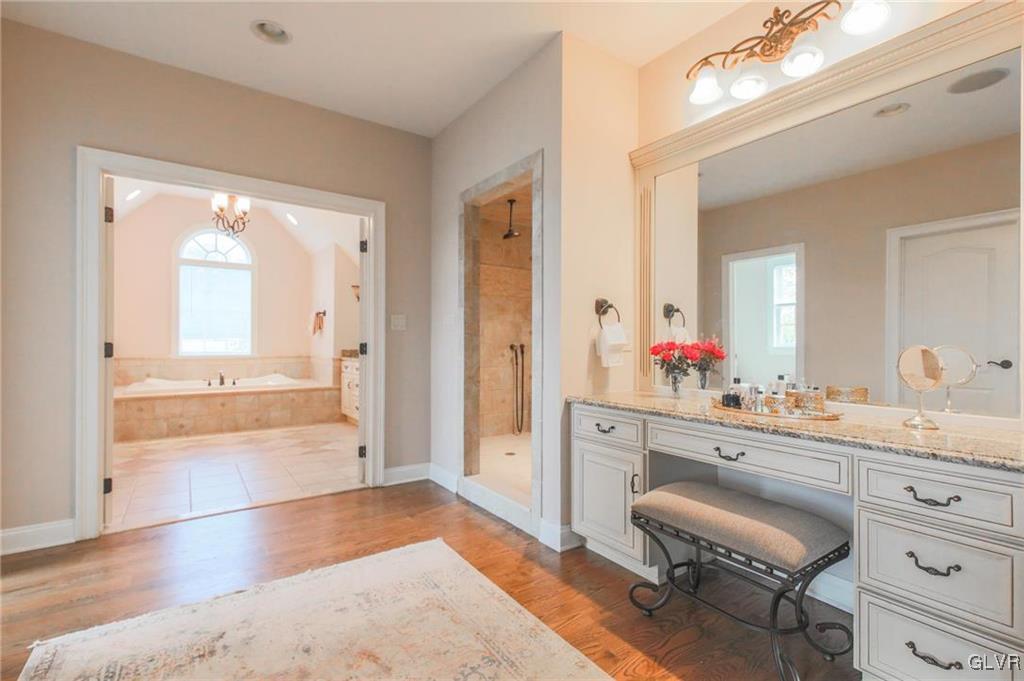 Moore Twp, Pennsylvania, 18014, United States, 4 Bedrooms Bedrooms, ,5 BathroomsBathrooms,Residential,For Sale,1766322