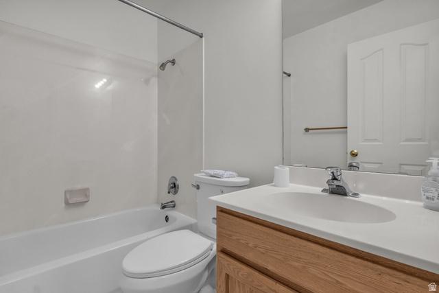 West Jordan, Utah, 84081, United States, 4 Bedrooms Bedrooms, ,3 BathroomsBathrooms,Residential,For Sale,2008795