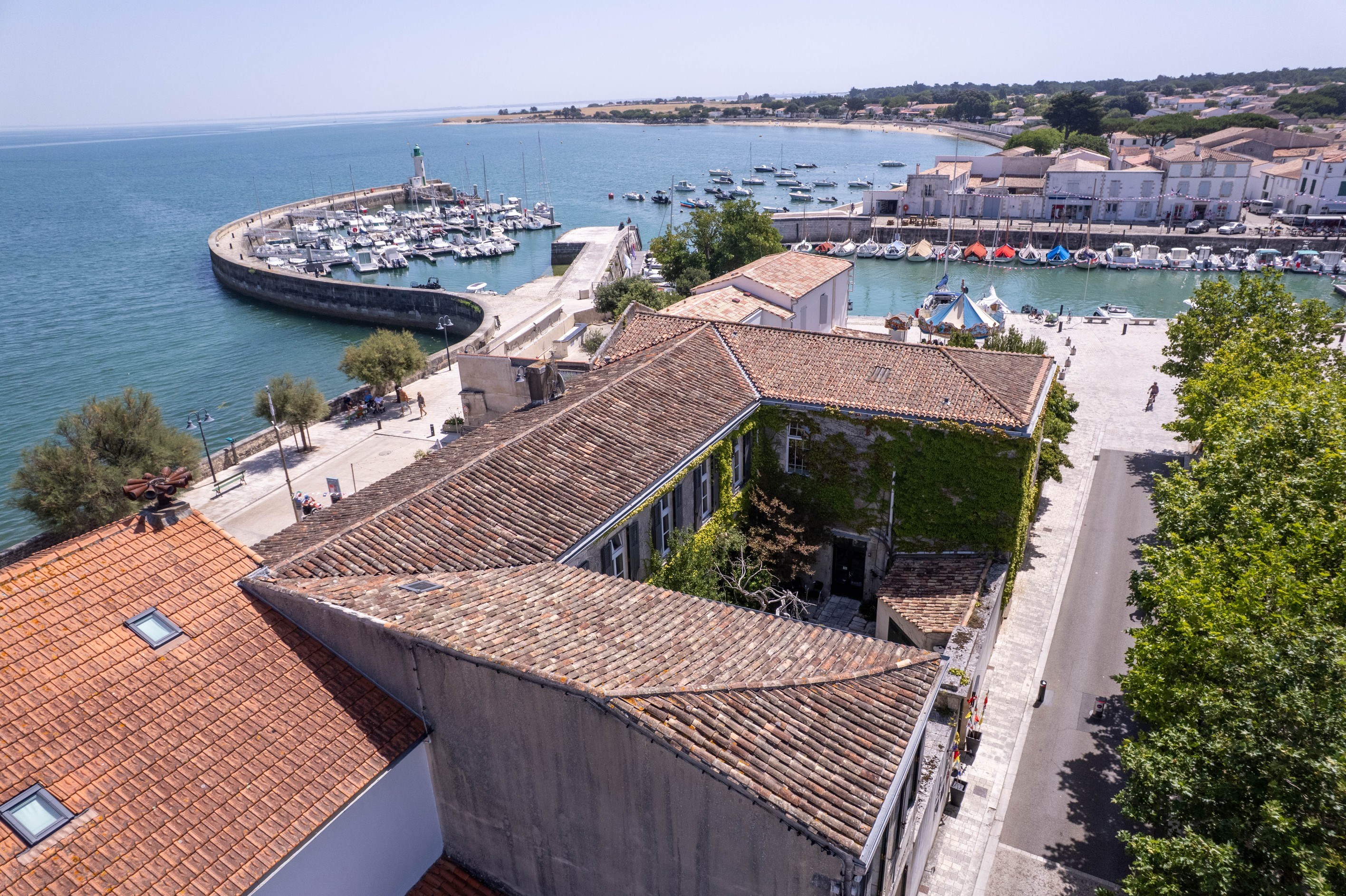  Île de Ré – La Flotte An Iconic Waterfront Heritage Address - 物件實景