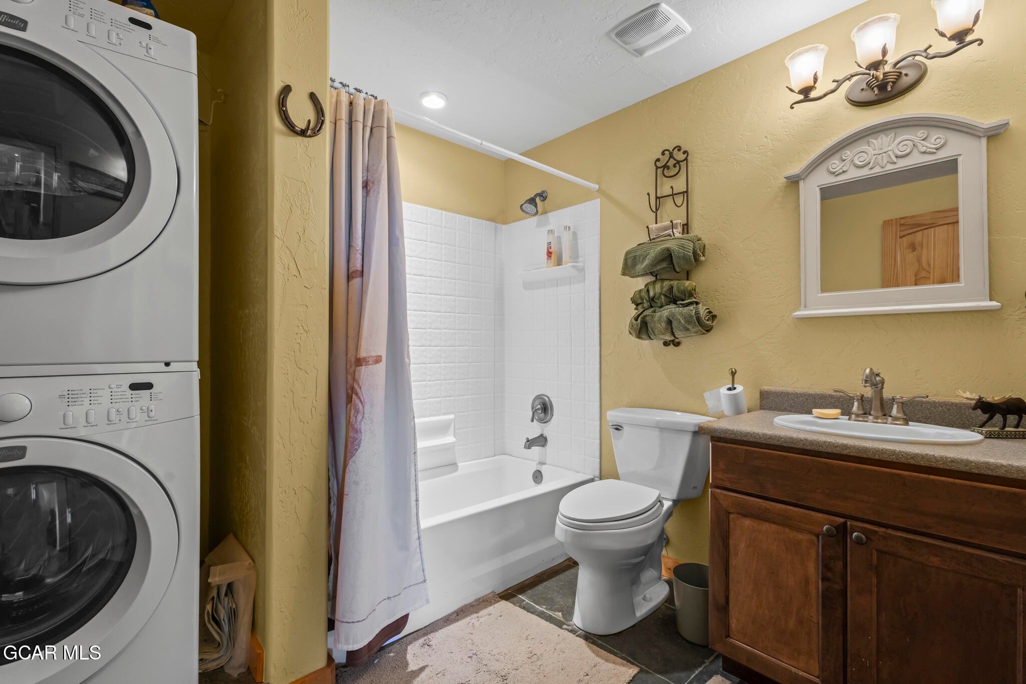 Parshall, Colorado, 80468, United States, 2 Bedrooms Bedrooms, ,Residential,For Sale,1876934