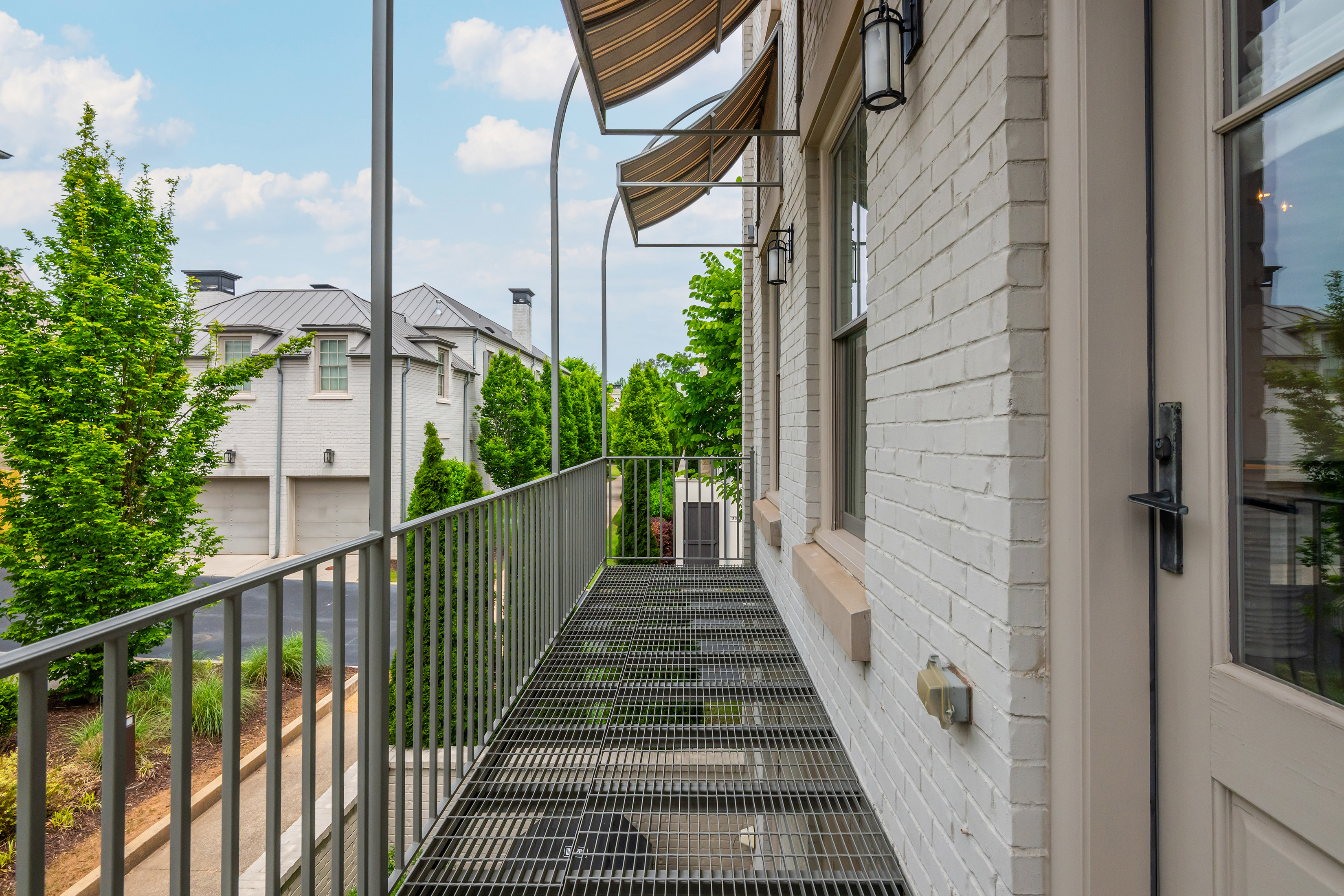 Stunning End-Unit Townhome in Avalon - 物件實景