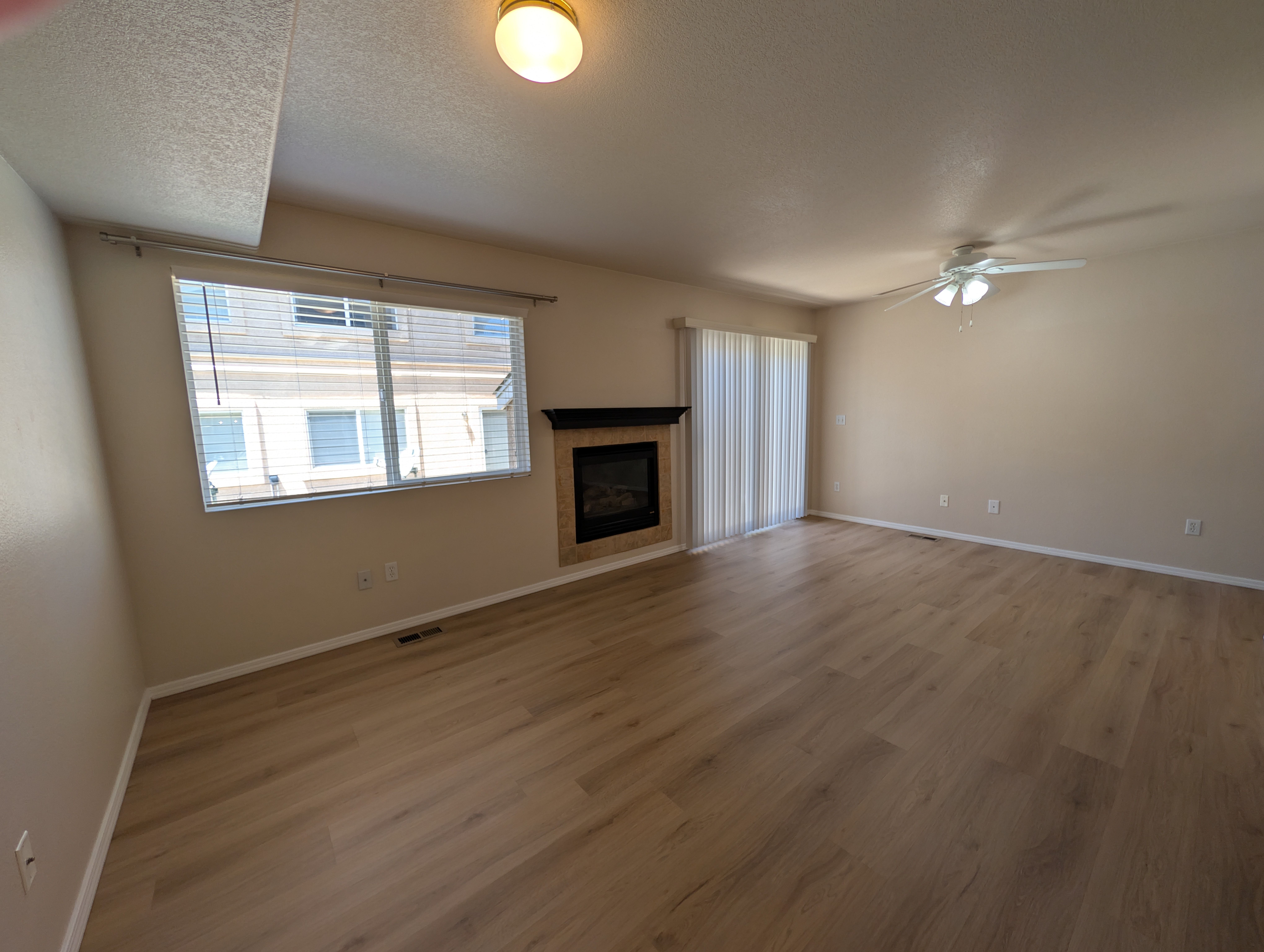  Phenomenal 4-plex income opportunity in desirable University Park - 物件實景