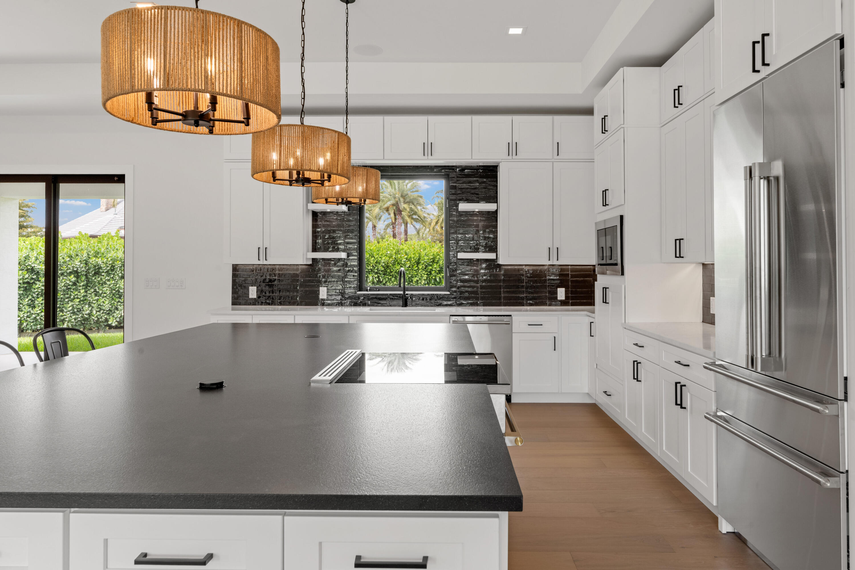  3585 Aiken Court - 物件實景