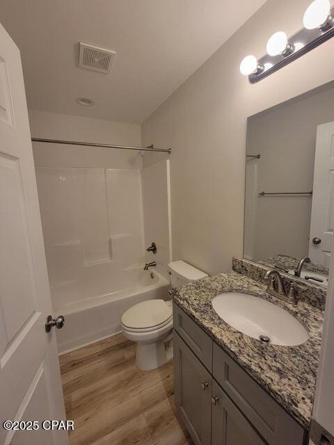 Panama City, Florida, 32408, United States, 4 Bedrooms Bedrooms, ,4 BathroomsBathrooms,Residential,For Sale,2005201