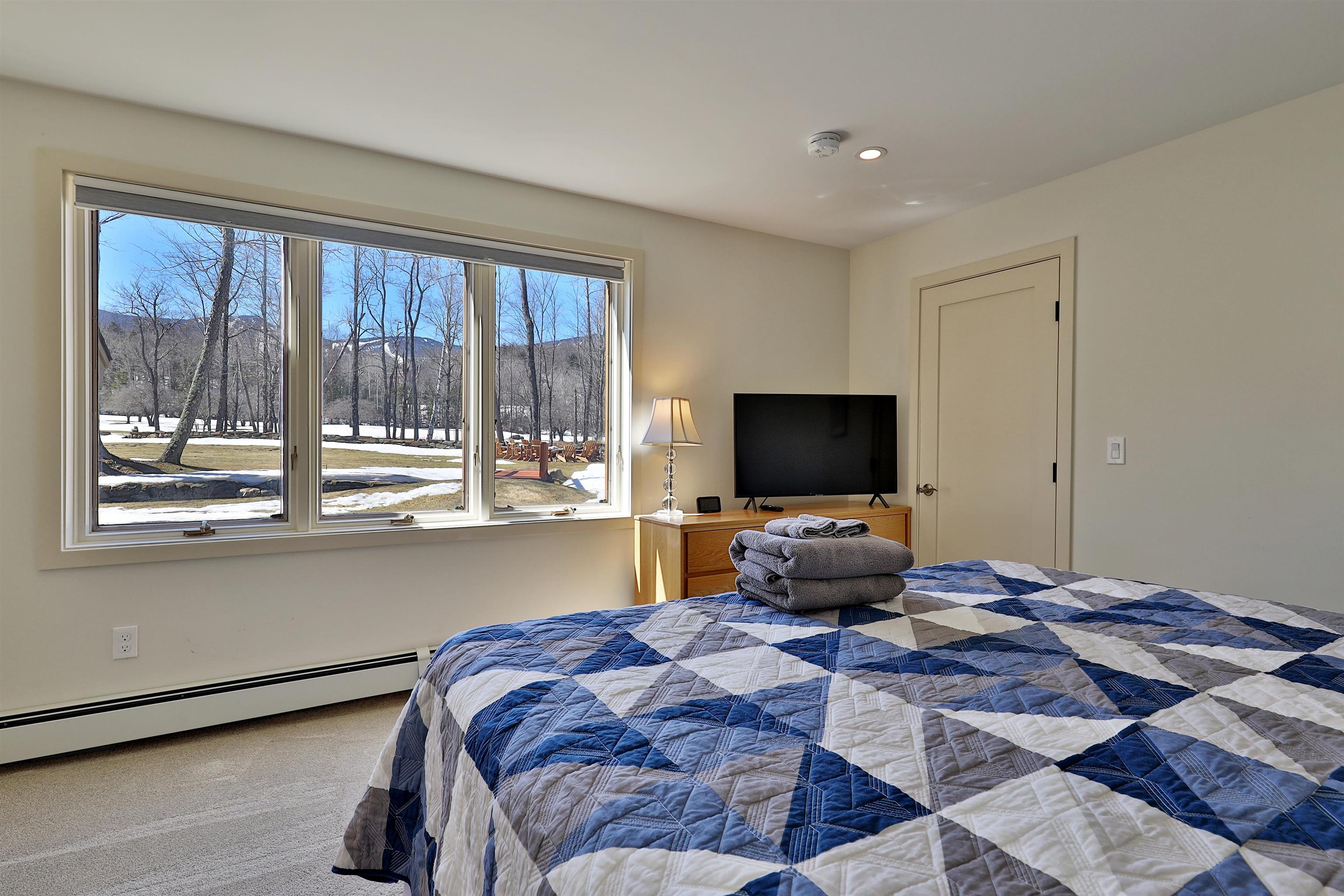  426 Roaring Brook Road - 物件實景