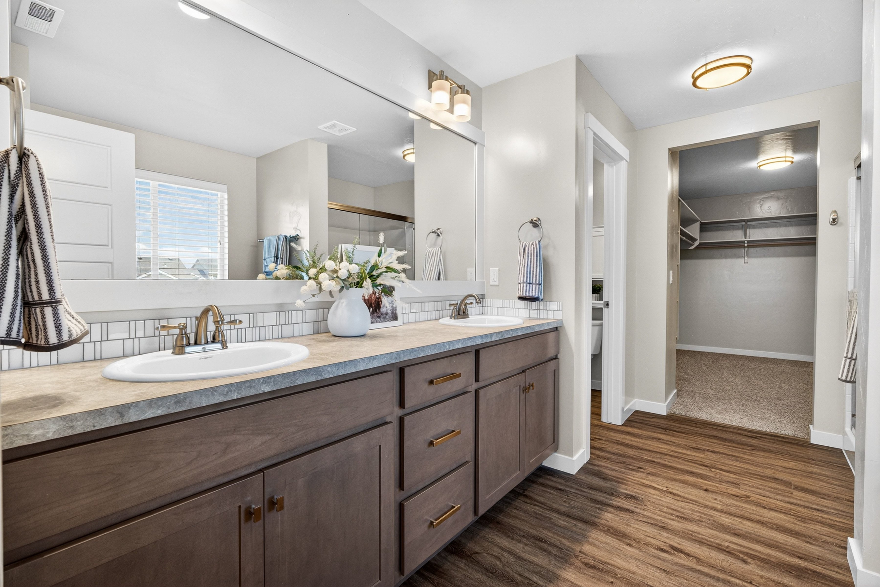  Impeccable Modern Craftsman in Eagle - 物件實景