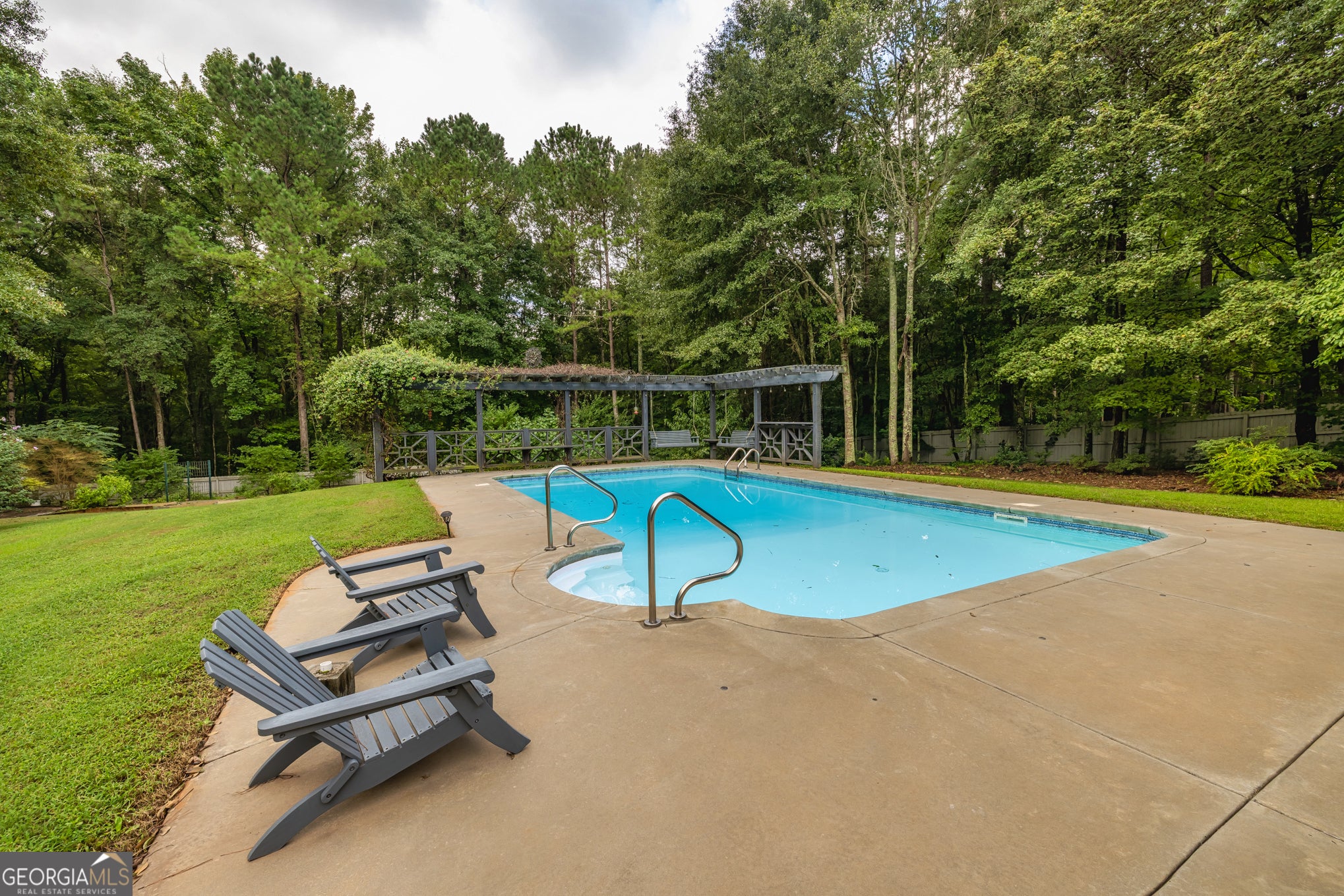 Newnan, Georgia, 30263, United States, 5 Bedrooms Bedrooms, ,6 BathroomsBathrooms,Residential,For Sale,1915422