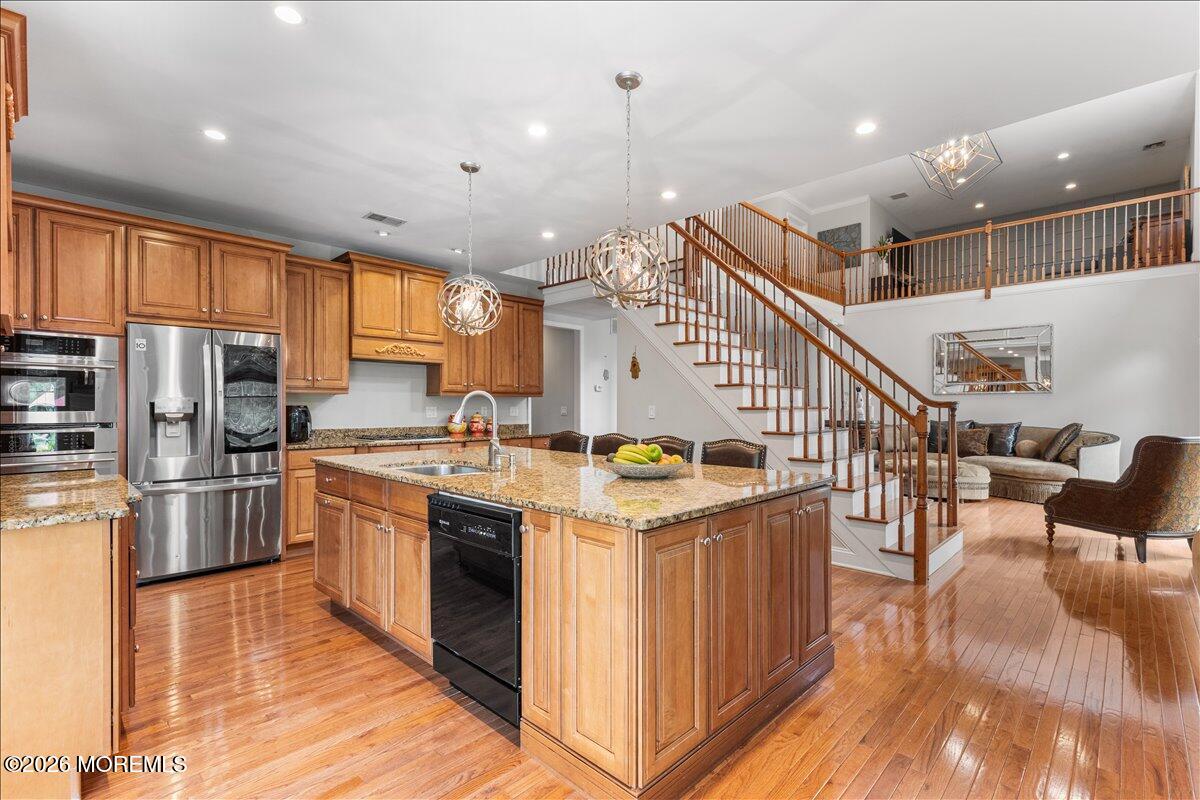 Manalapan, New Jersey, 07726, United States, 4 Bedrooms Bedrooms, ,4 BathroomsBathrooms,Residential,For Sale,2048120