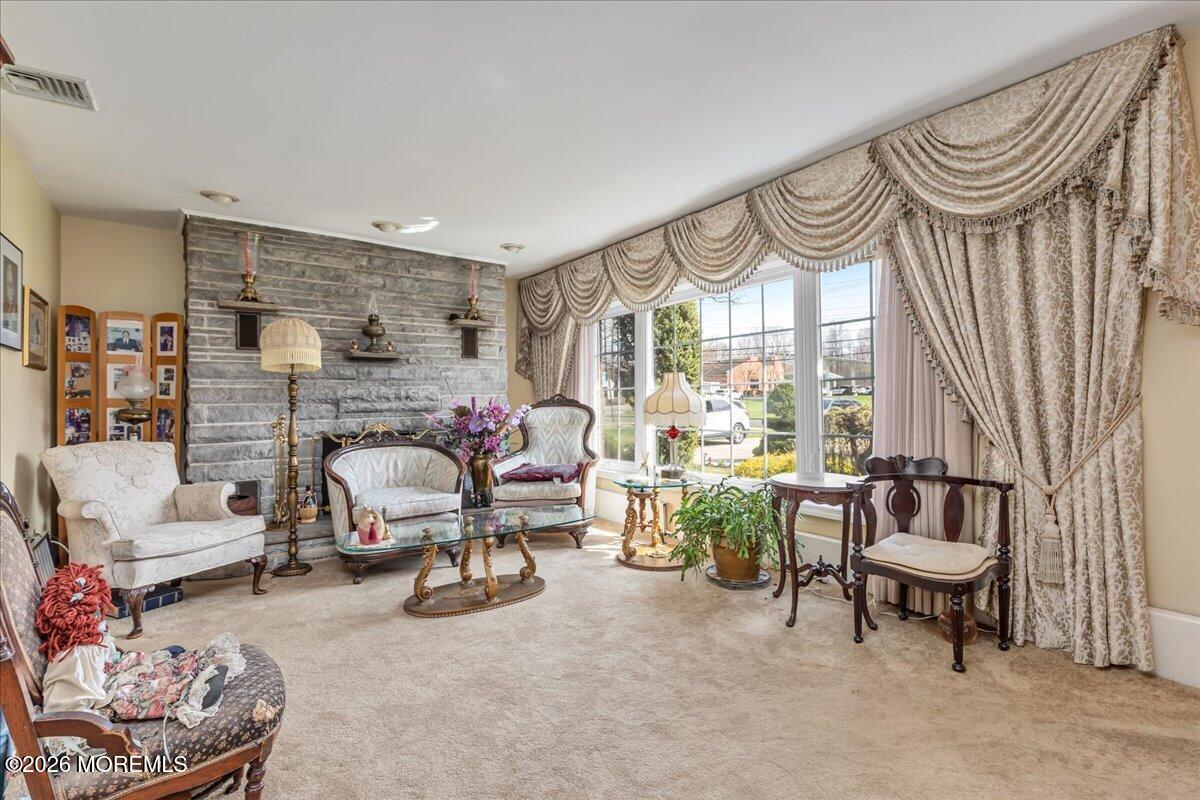 Aberdeen, New Jersey, 07747, United States, 3 Bedrooms Bedrooms, ,2 BathroomsBathrooms,Residential,For Sale,2038481