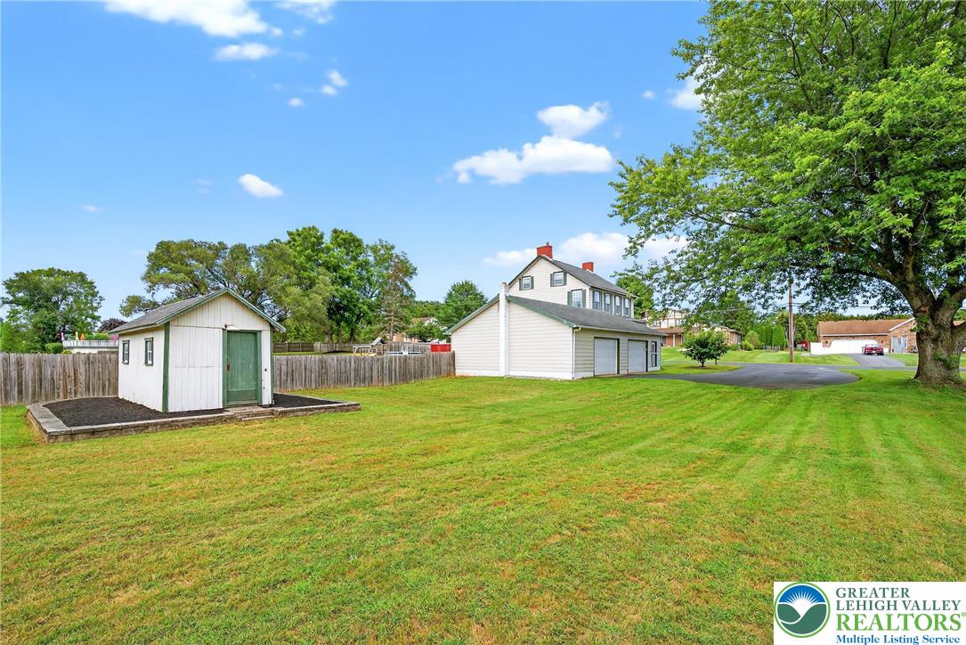 East Allen Twp, Pennsylvania, 18017, United States, 4 Bedrooms Bedrooms, ,2 BathroomsBathrooms,Residential,For Sale,1926367