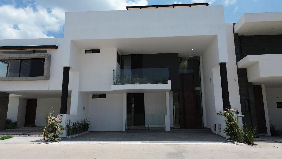 Aguascalientes, Aguascalientes, 20126, Mexico, 3 Bedrooms Bedrooms, ,4 BathroomsBathrooms,Residential,For Sale,1918342