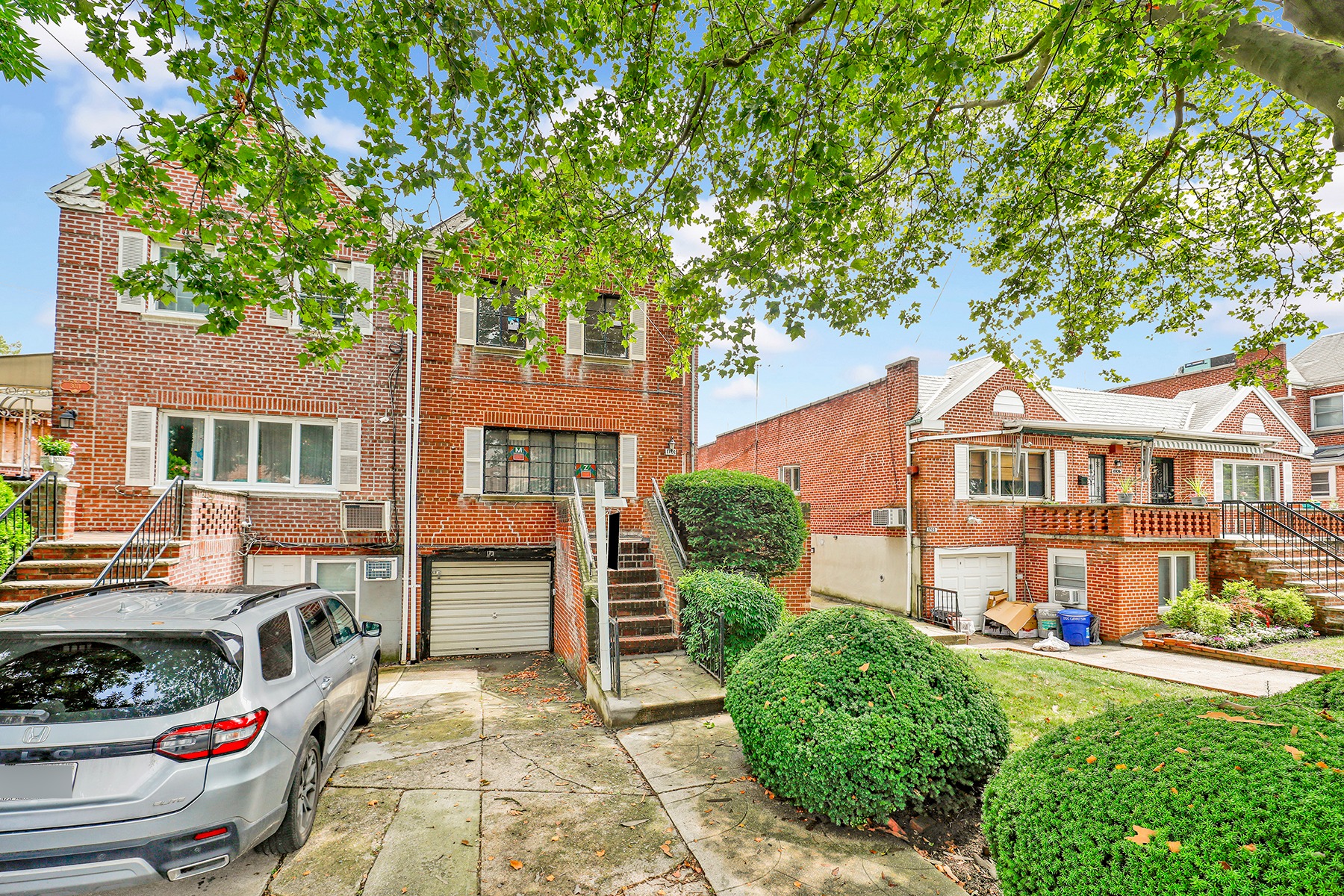 Brooklyn, New York, 11229, United States, 4 Bedrooms Bedrooms, ,3 BathroomsBathrooms,Residential,For Sale,1895272