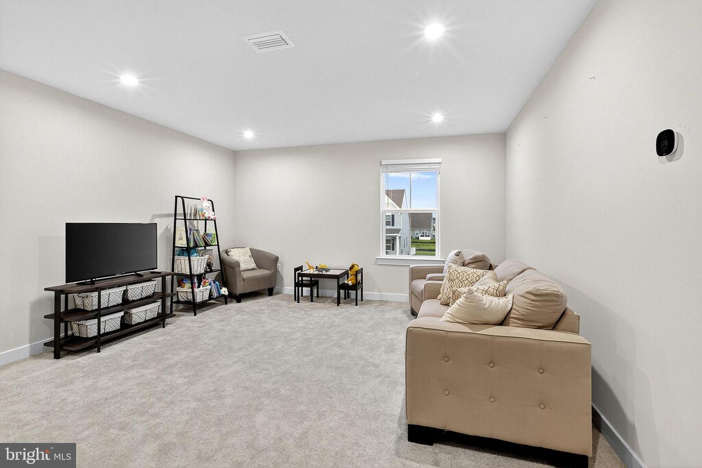 LEWES, Delaware, 19958, United States, 3 Bedrooms Bedrooms, ,4 BathroomsBathrooms,Residential,For Sale,1988881