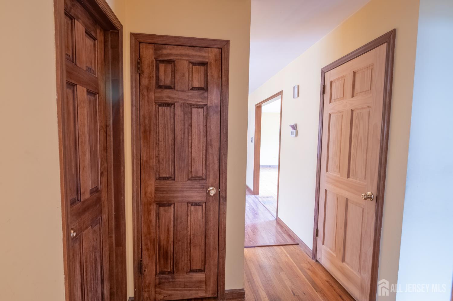 East Brunswick, New Jersey, 08816, United States, 3 Bedrooms Bedrooms, ,2 BathroomsBathrooms,Residential,For Sale,2002265