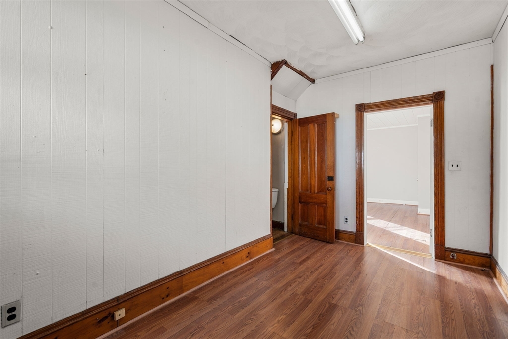 Southbridge, Massachusetts, 01550, United States, 7 Bedrooms Bedrooms, ,4 BathroomsBathrooms,Residential,For Sale,1990940